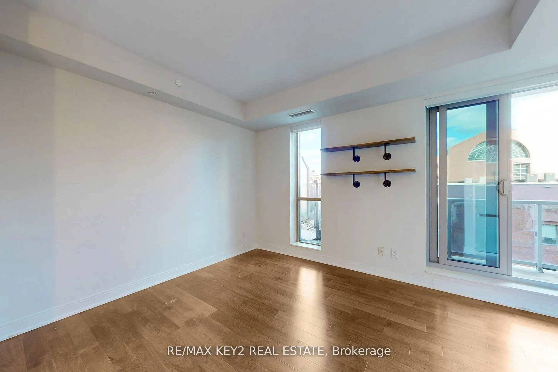 Photo 9 of Unit 616, 55 Front Street E, Toronto, Waterfront Communities — HOMEH
