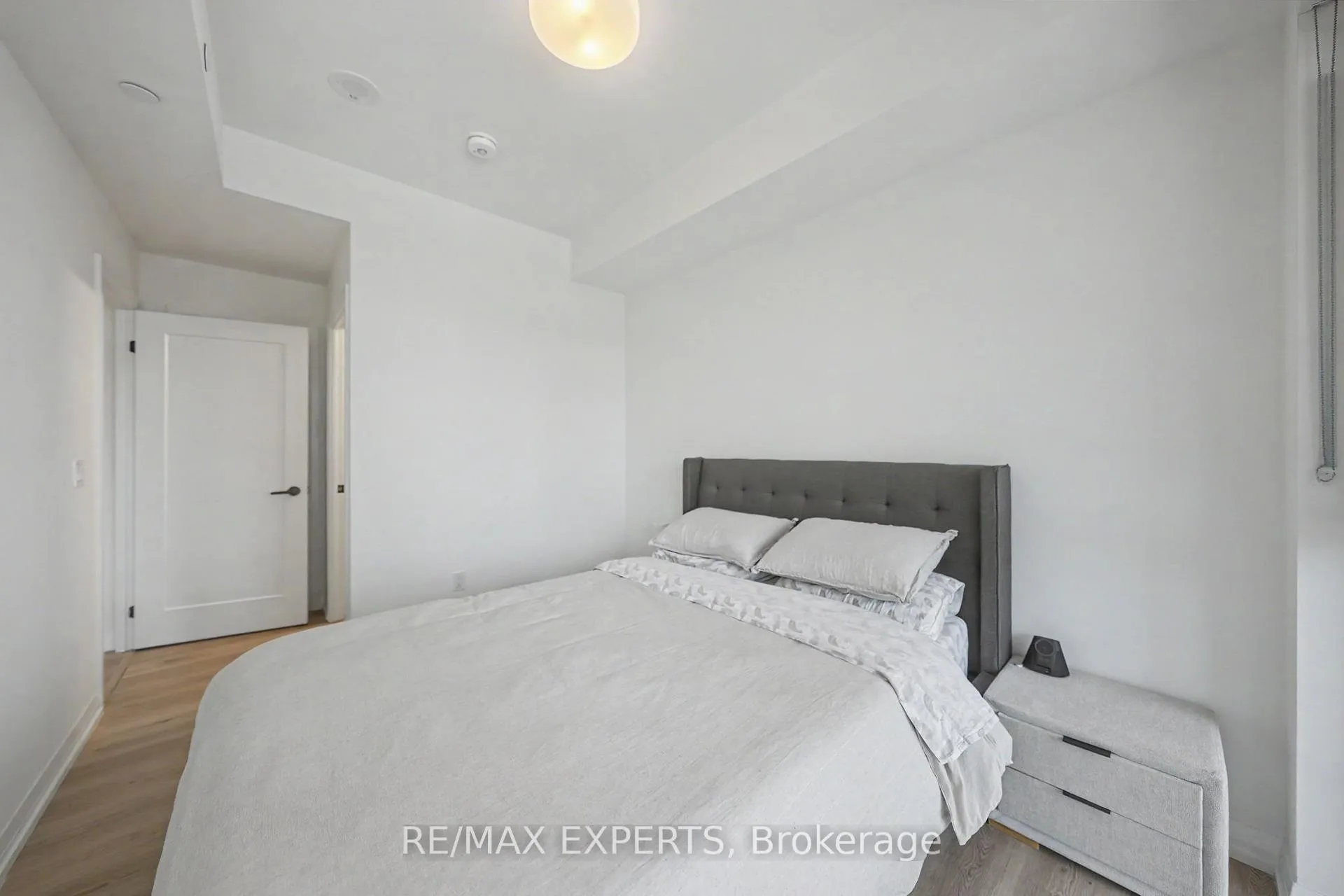 Photo 6 of Unit 1805, 280 Dundas Street, Toronto, Kensington-Chinatown — HOMEH