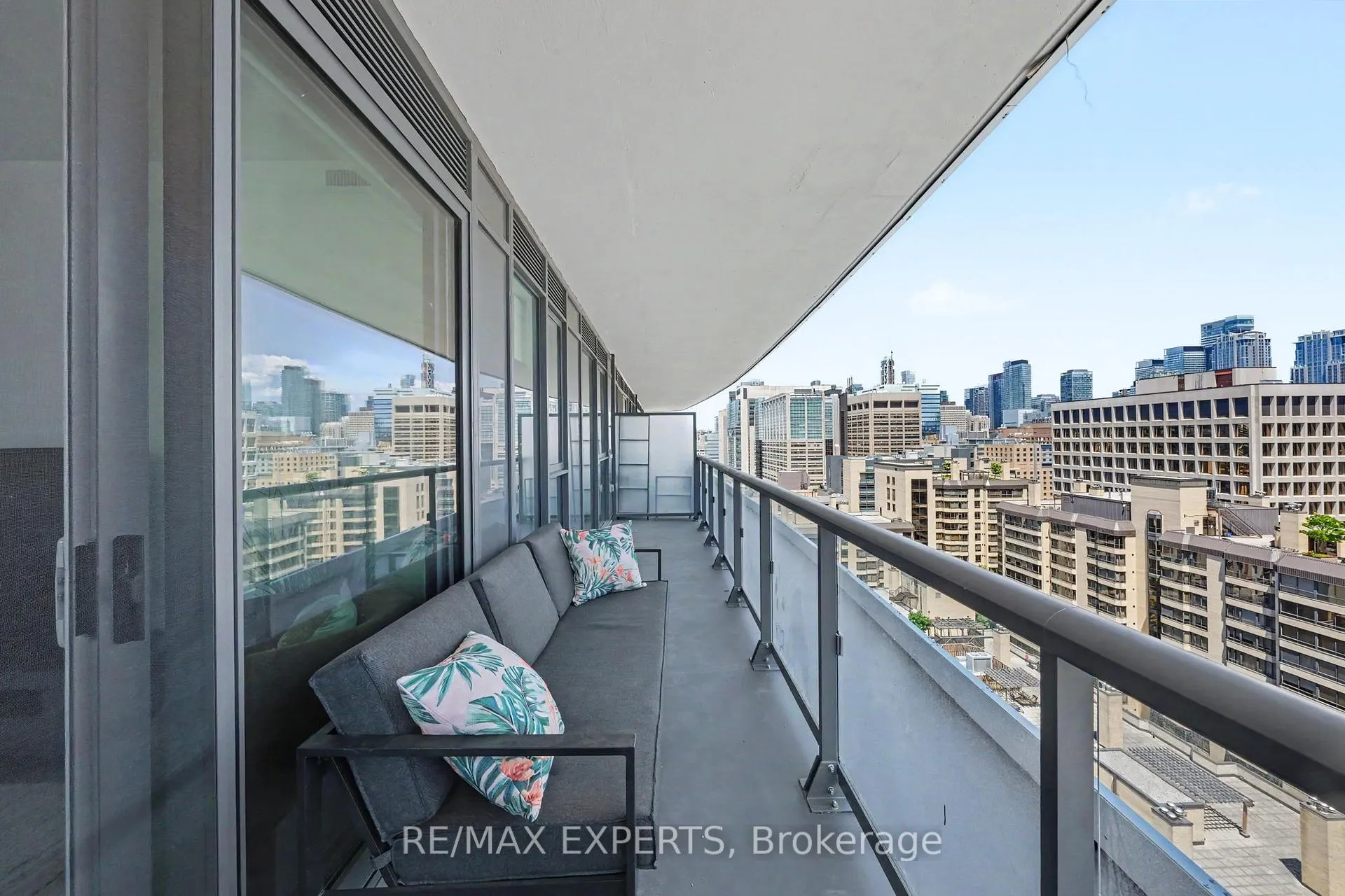 Photo 22 of Unit 1805, 280 Dundas Street, Toronto, Kensington-Chinatown — HOMEH