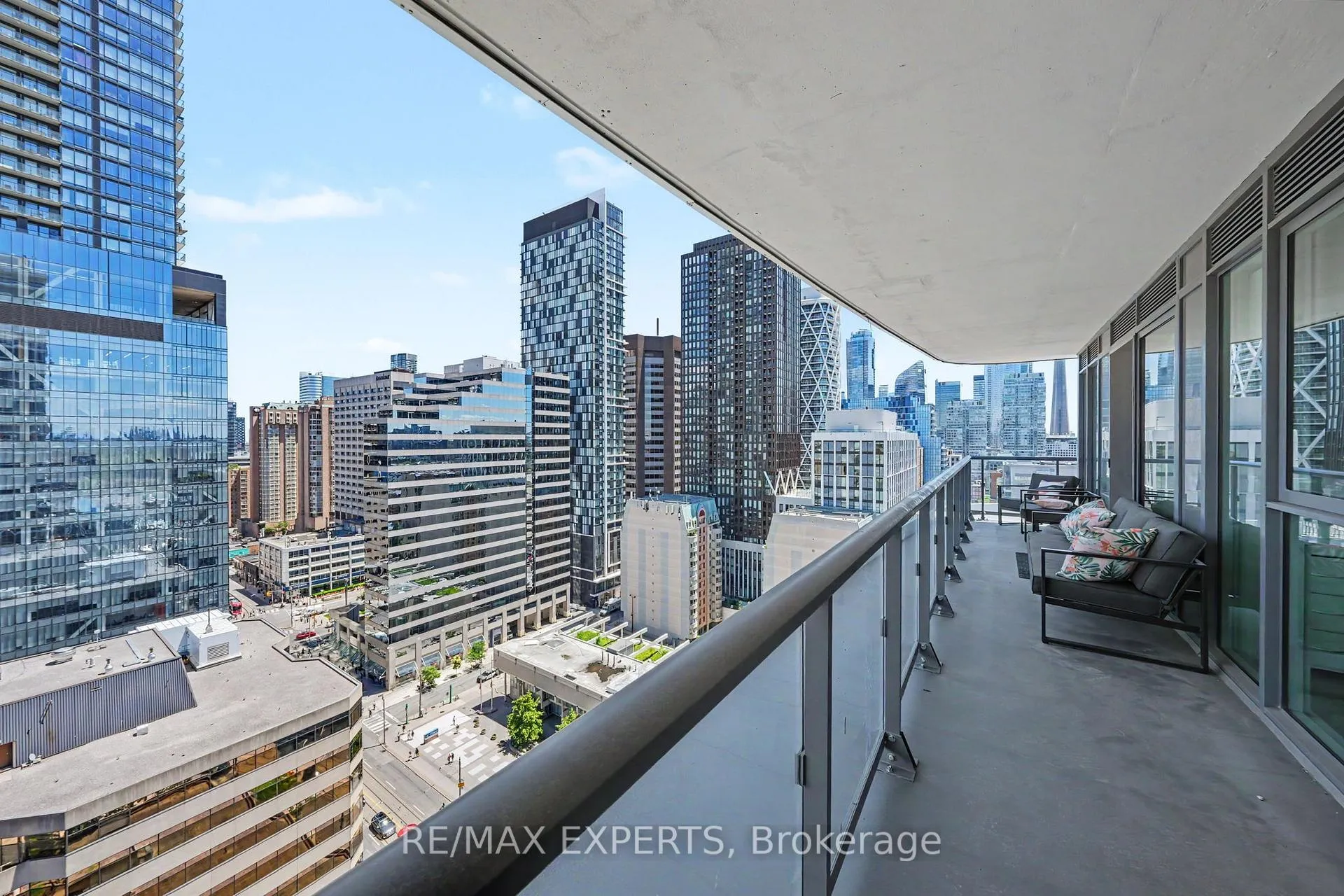 Photo 25 of Unit 1805, 280 Dundas Street, Toronto, Kensington-Chinatown — HOMEH