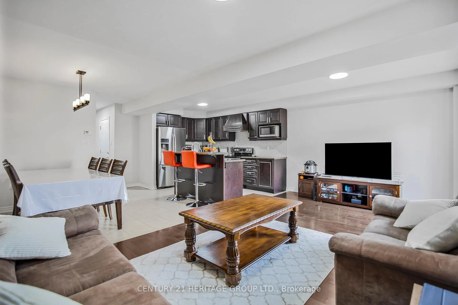 Photo 15 of 71 Waterbridge Street, Hamilton, Stoney Creek — HOMEH
