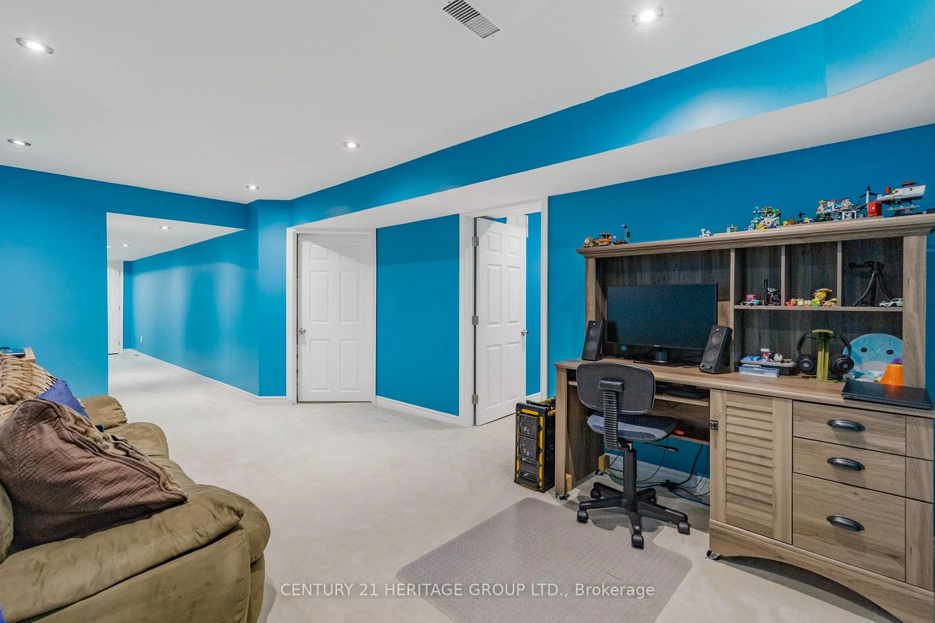 Photo 27 of 71 Waterbridge Street, Hamilton, Stoney Creek — HOMEH