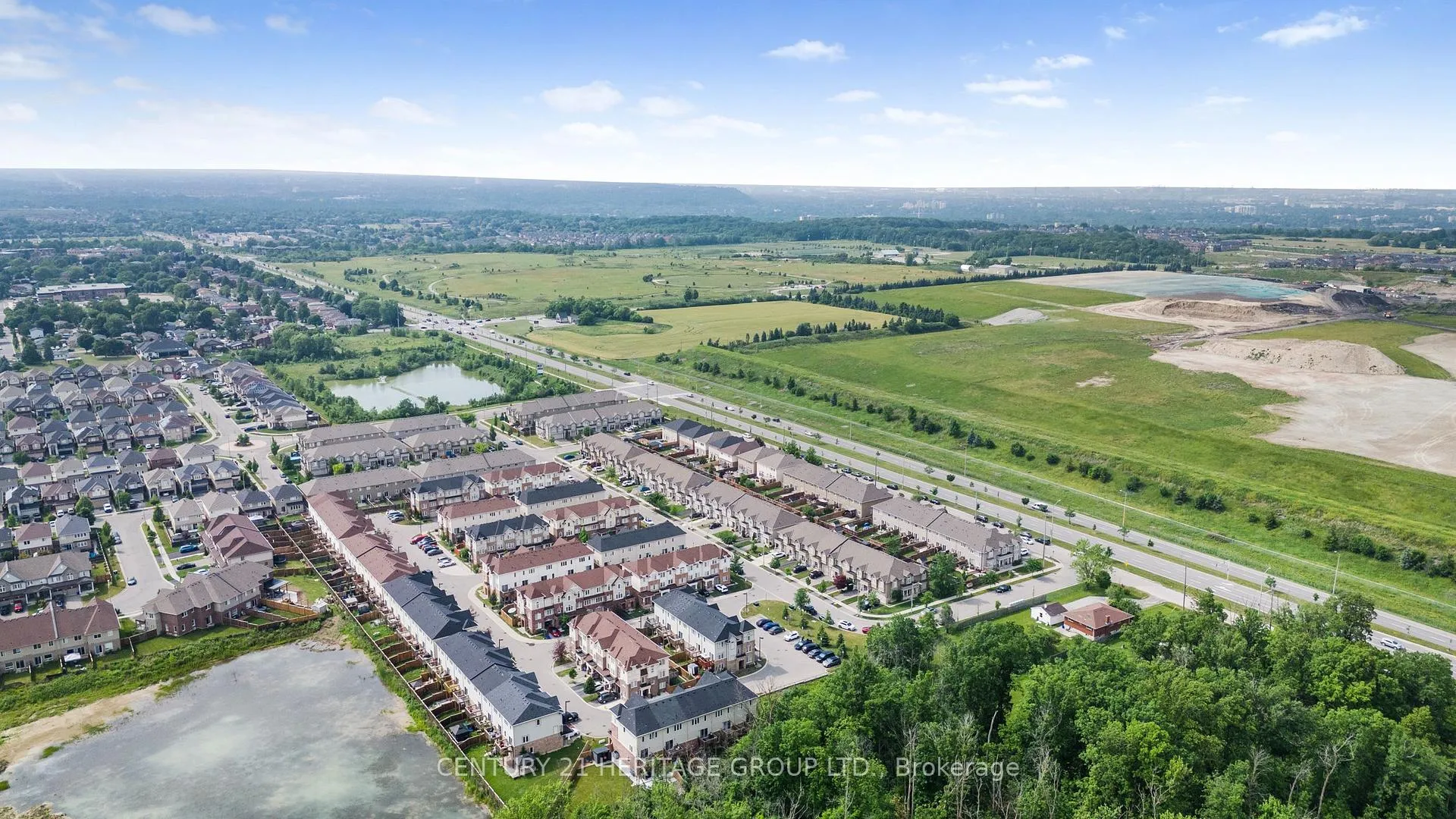 Photo 38 of 71 Waterbridge Street, Hamilton, Stoney Creek — HOMEH