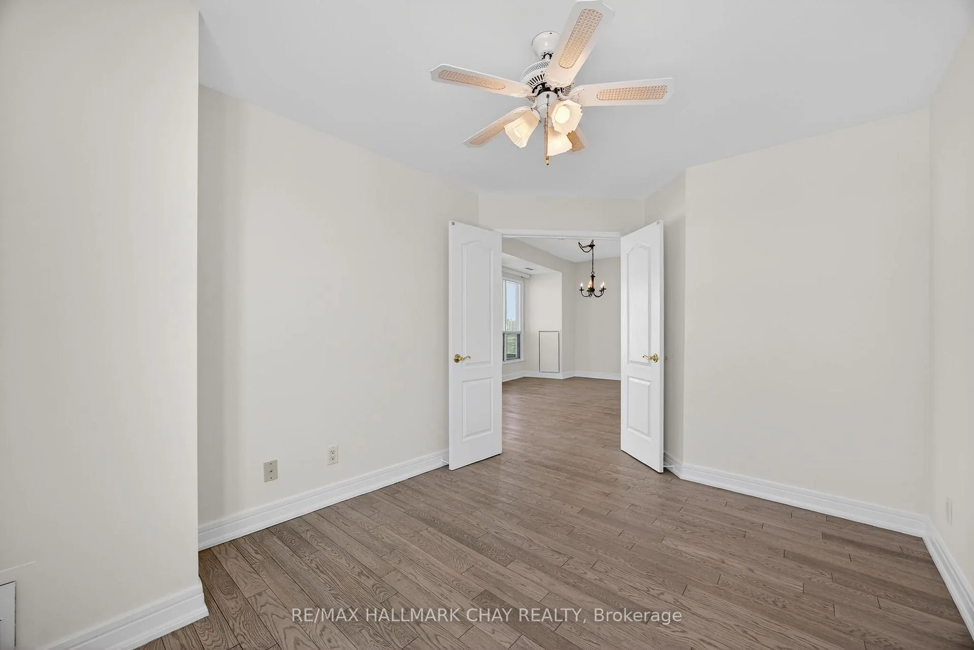 Photo 19 of Unit 1205, 2 Toronto Street, Barrie, City Centre — HOMEH