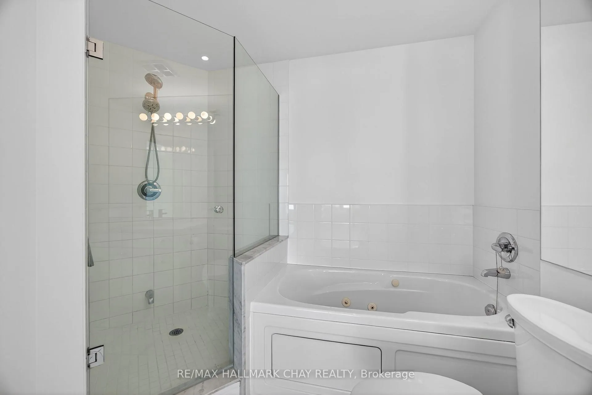 Photo 24 of Unit 1205, 2 Toronto Street, Barrie, City Centre — HOMEH