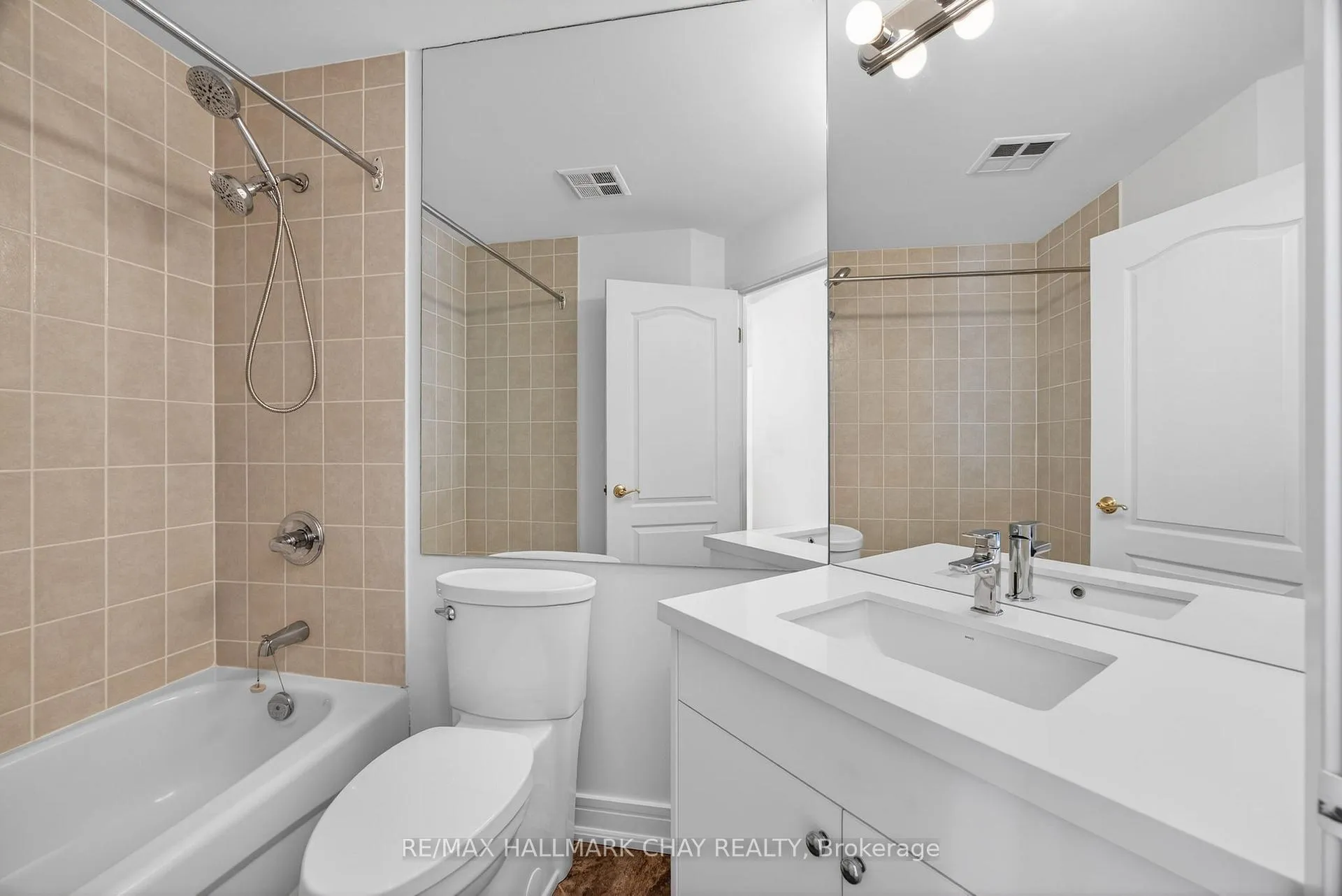 Photo 29 of Unit 1205, 2 Toronto Street, Barrie, City Centre — HOMEH