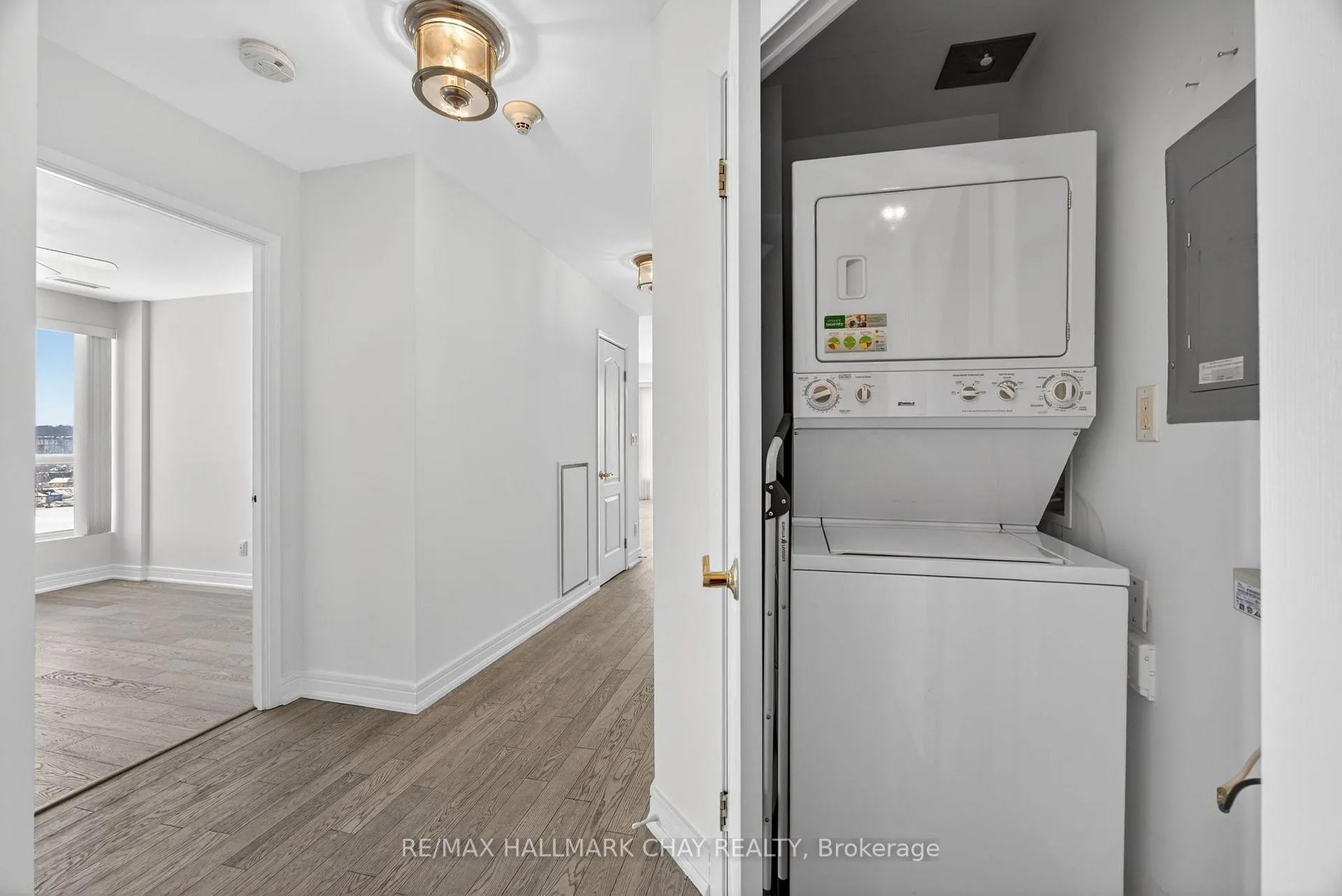 Photo 30 of Unit 1205, 2 Toronto Street, Barrie, City Centre — HOMEH