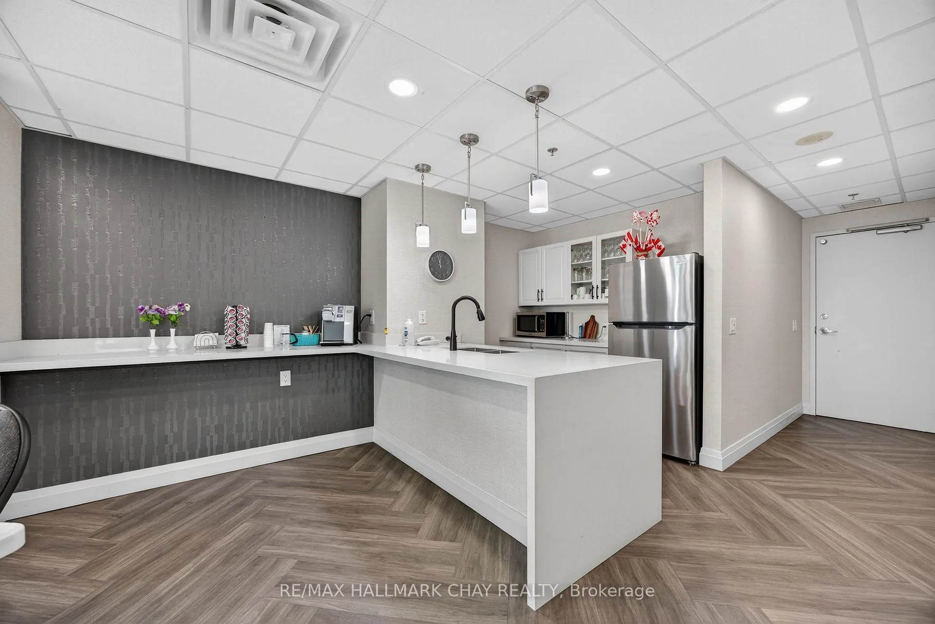 Photo 39 of Unit 1205, 2 Toronto Street, Barrie, City Centre — HOMEH