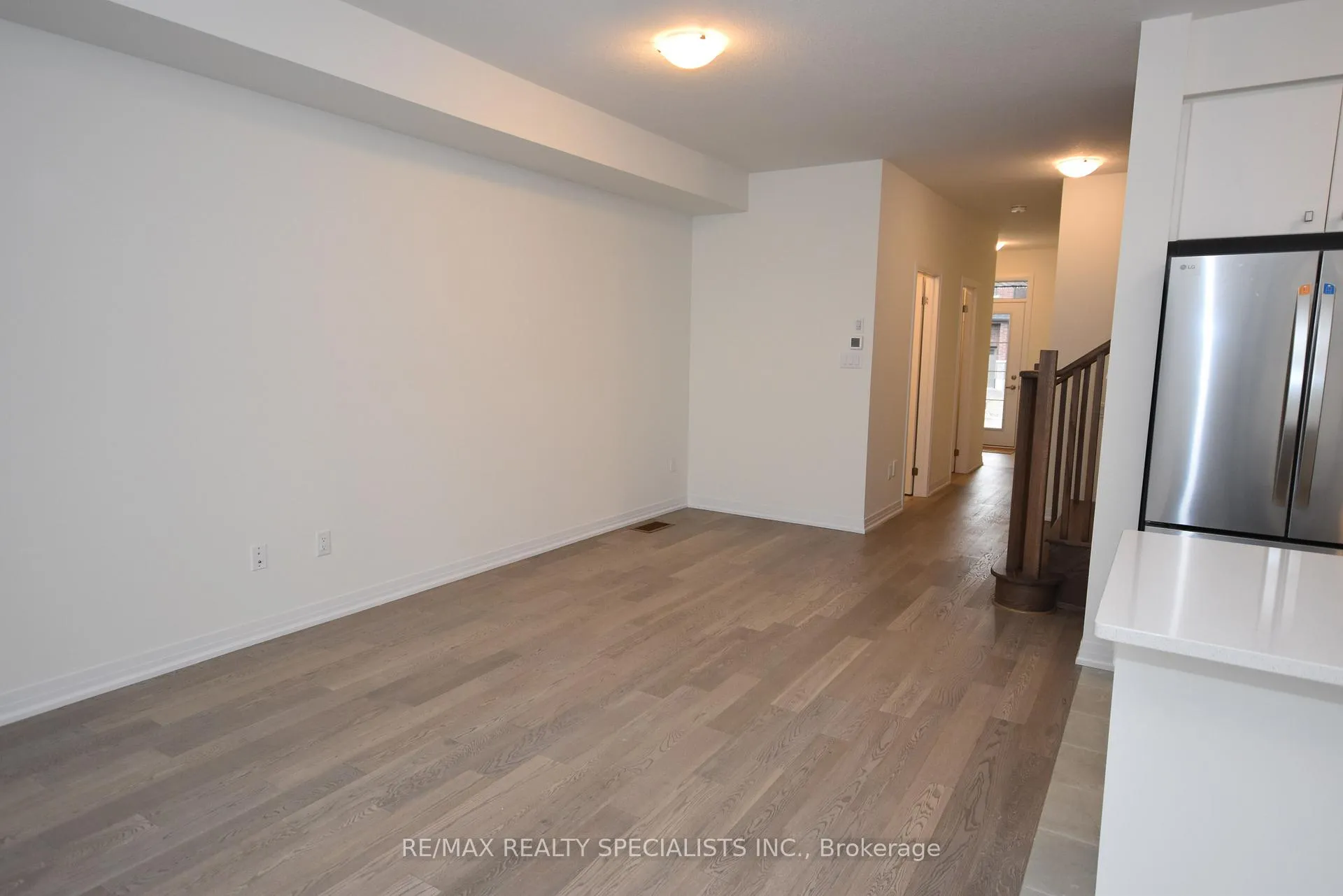 Photo 13 of 12 Velvet Way, Thorold, Rolling Meadows — HOMEH