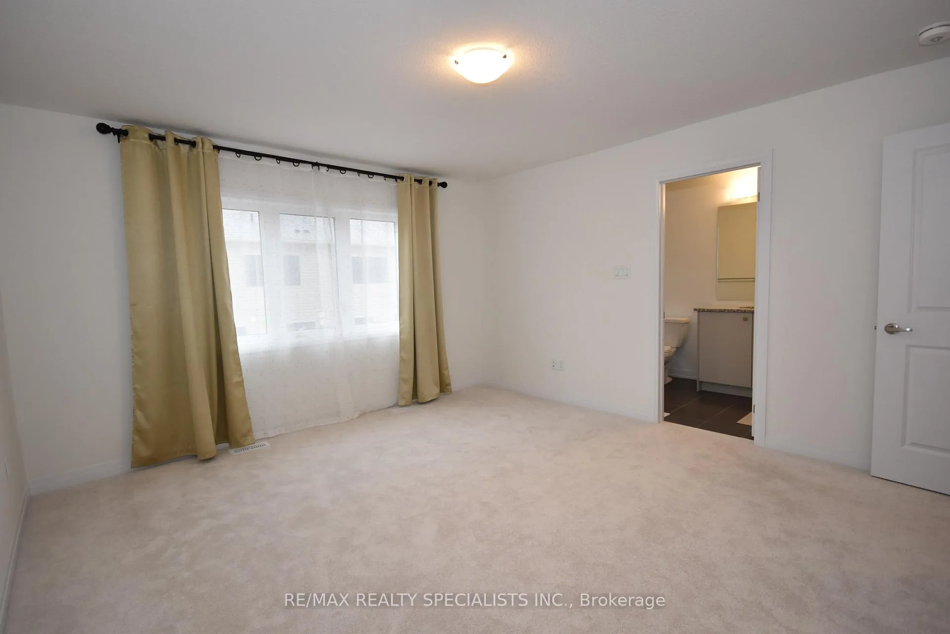 Photo 18 of 12 Velvet Way, Thorold, Rolling Meadows — HOMEH