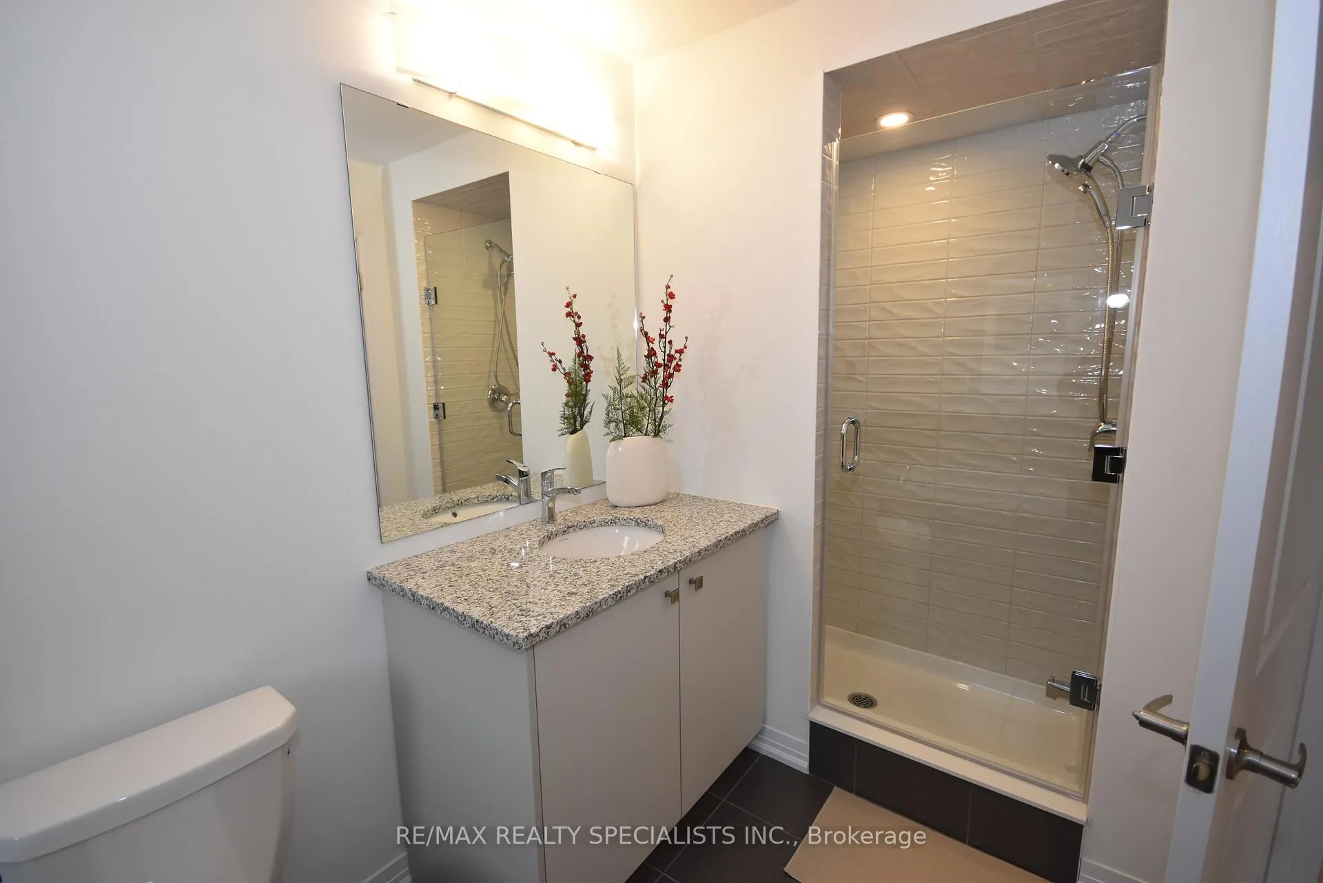 Photo 22 of 12 Velvet Way, Thorold, Rolling Meadows — HOMEH
