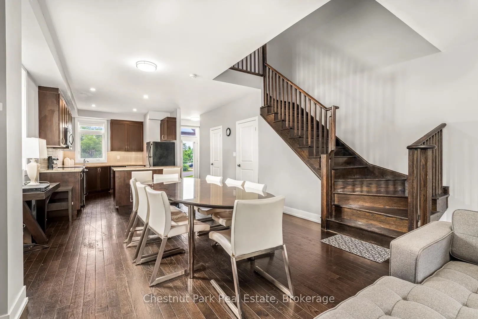 Photo 9 of 65 Rockmount Crescent, Gravenhurst, Muskoka (S) — HOMEH