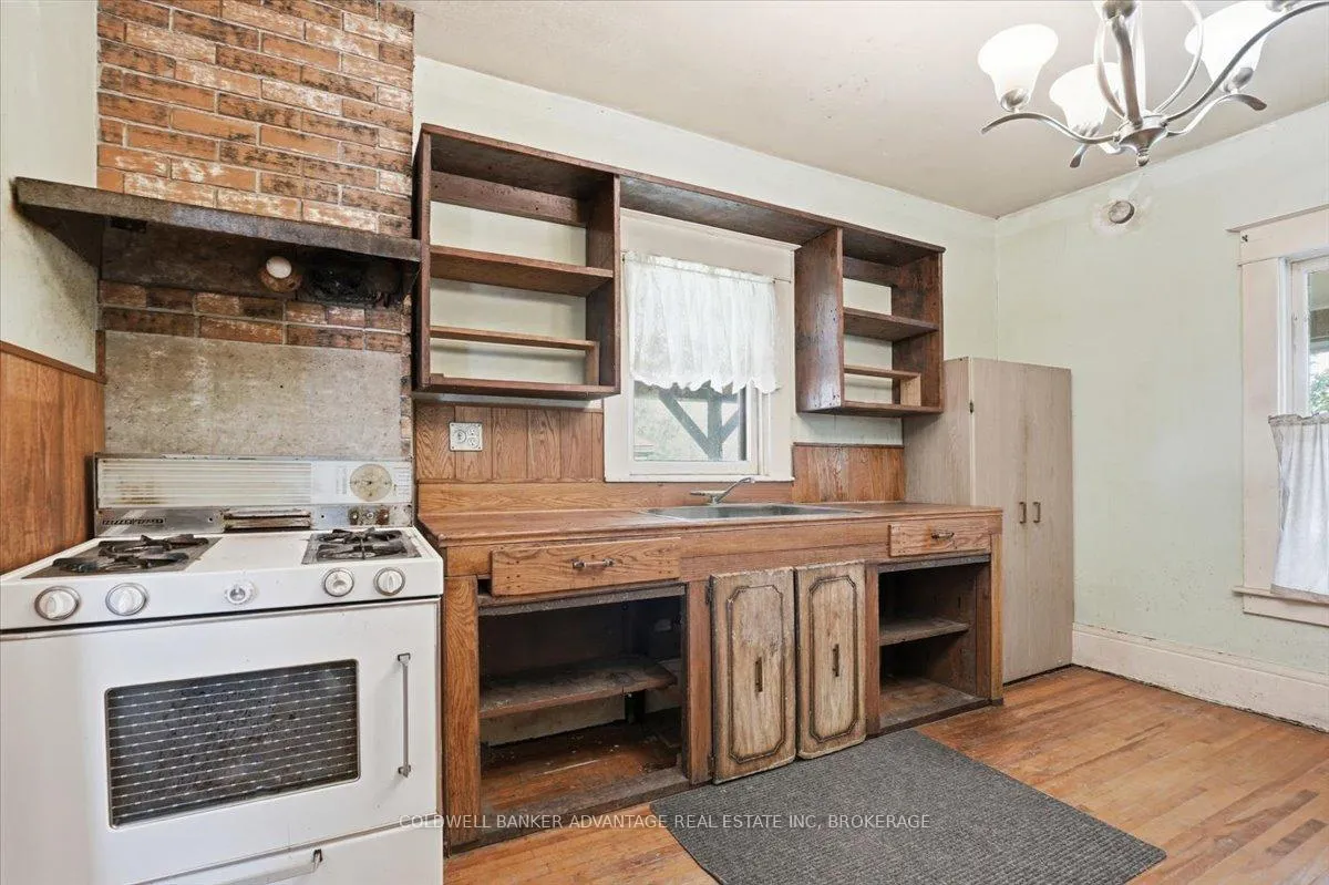 Photo 23 of 505 Netherby Road, Welland, Cooks Mills — HOMEH
