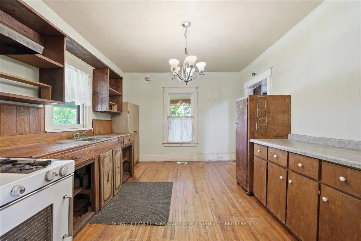 Photo 25 of 505 Netherby Road, Welland, Cooks Mills — HOMEH