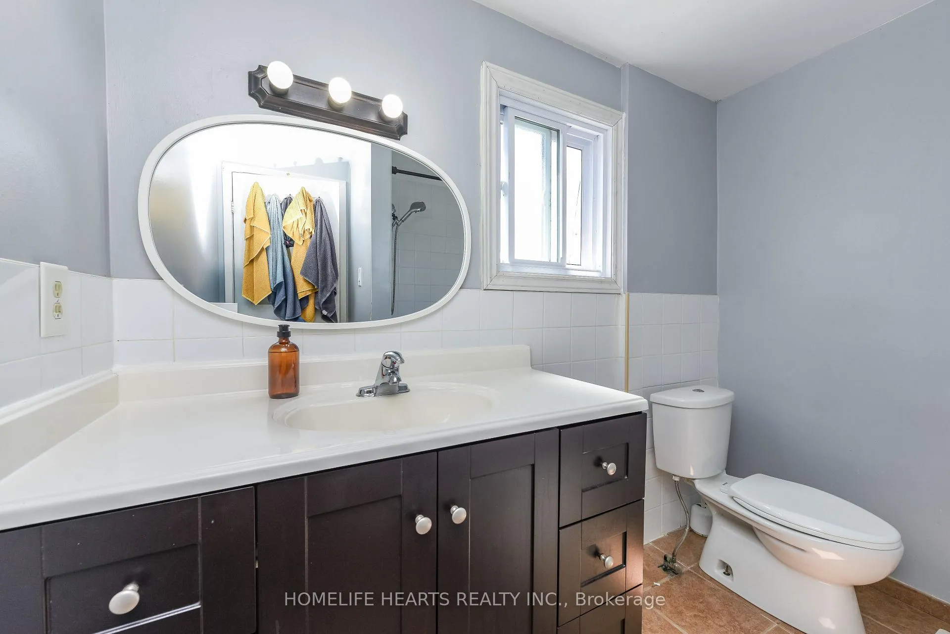 Photo 16 of 52 Primrose Crescent, Brampton, Heart Lake West — HOMEH