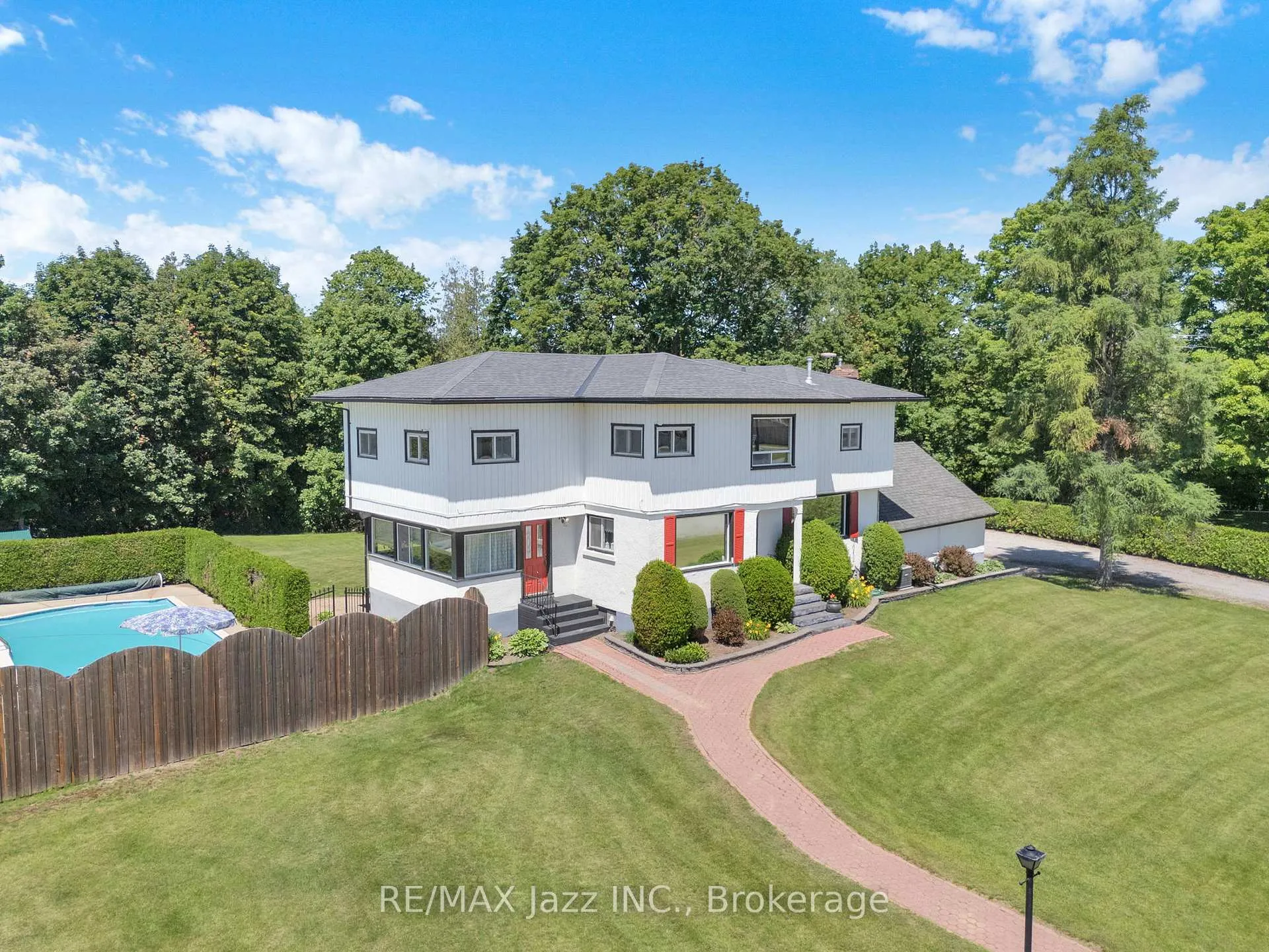 Photo 4 of 4860 Baldwin Street S, Whitby, Taunton North — HOMEH