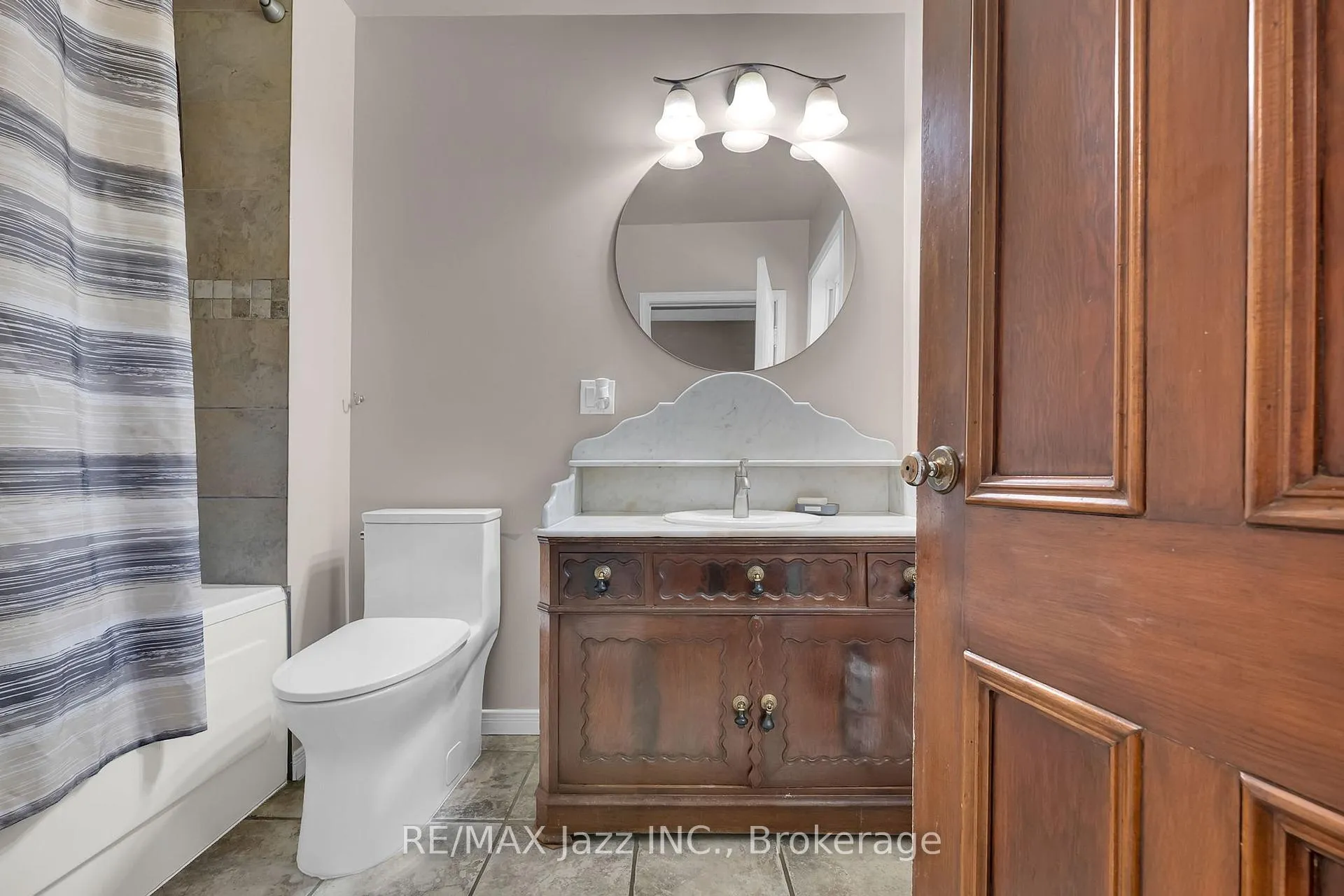 Photo 21 of 4860 Baldwin Street S, Whitby, Taunton North — HOMEH