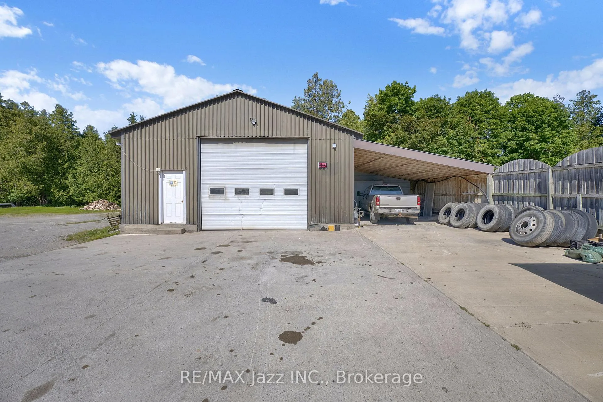 Photo 37 of 4860 Baldwin Street S, Whitby, Taunton North — HOMEH