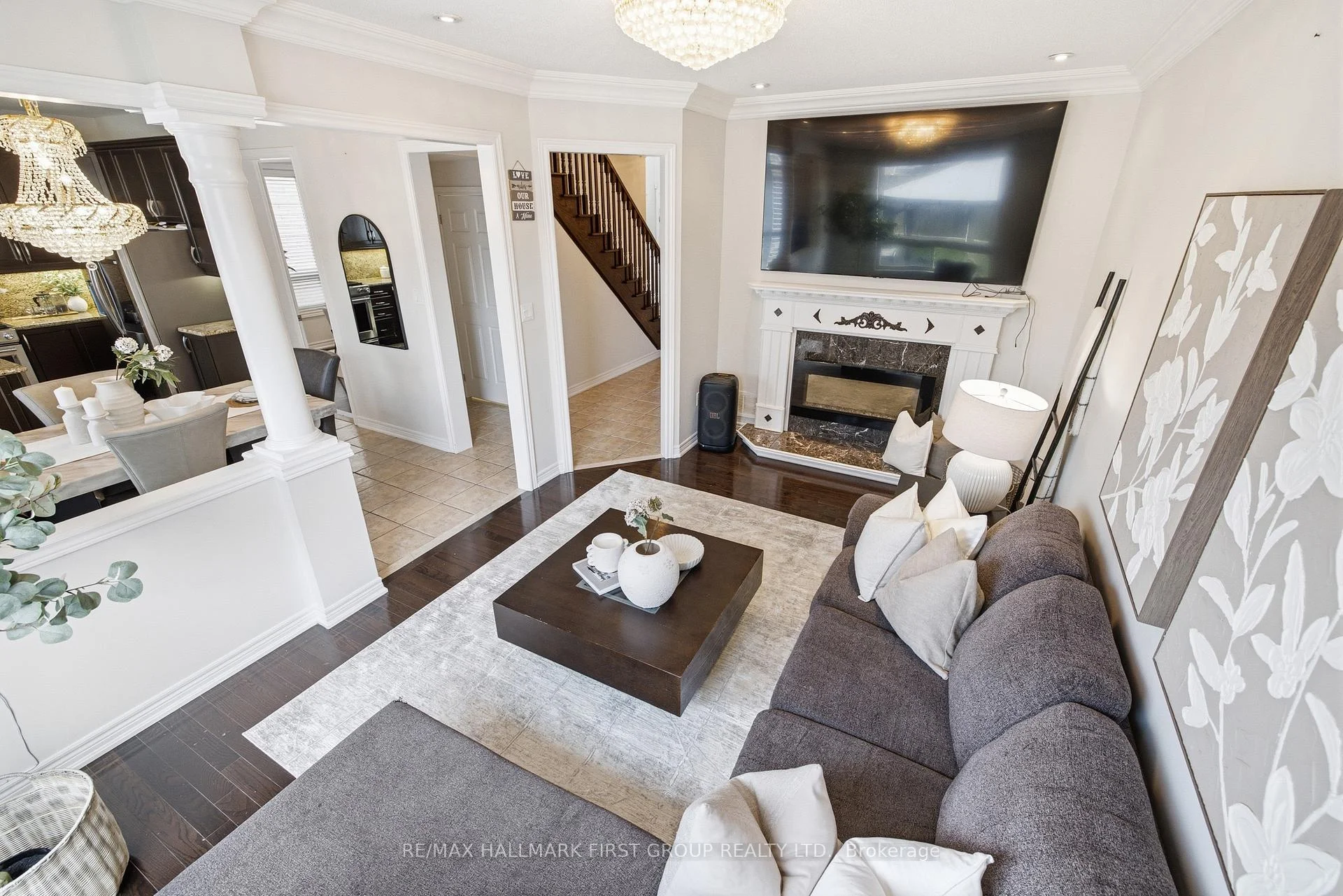 Photo 10 of 92 Nelson Street, Clarington, Bowmanville — HOMEH