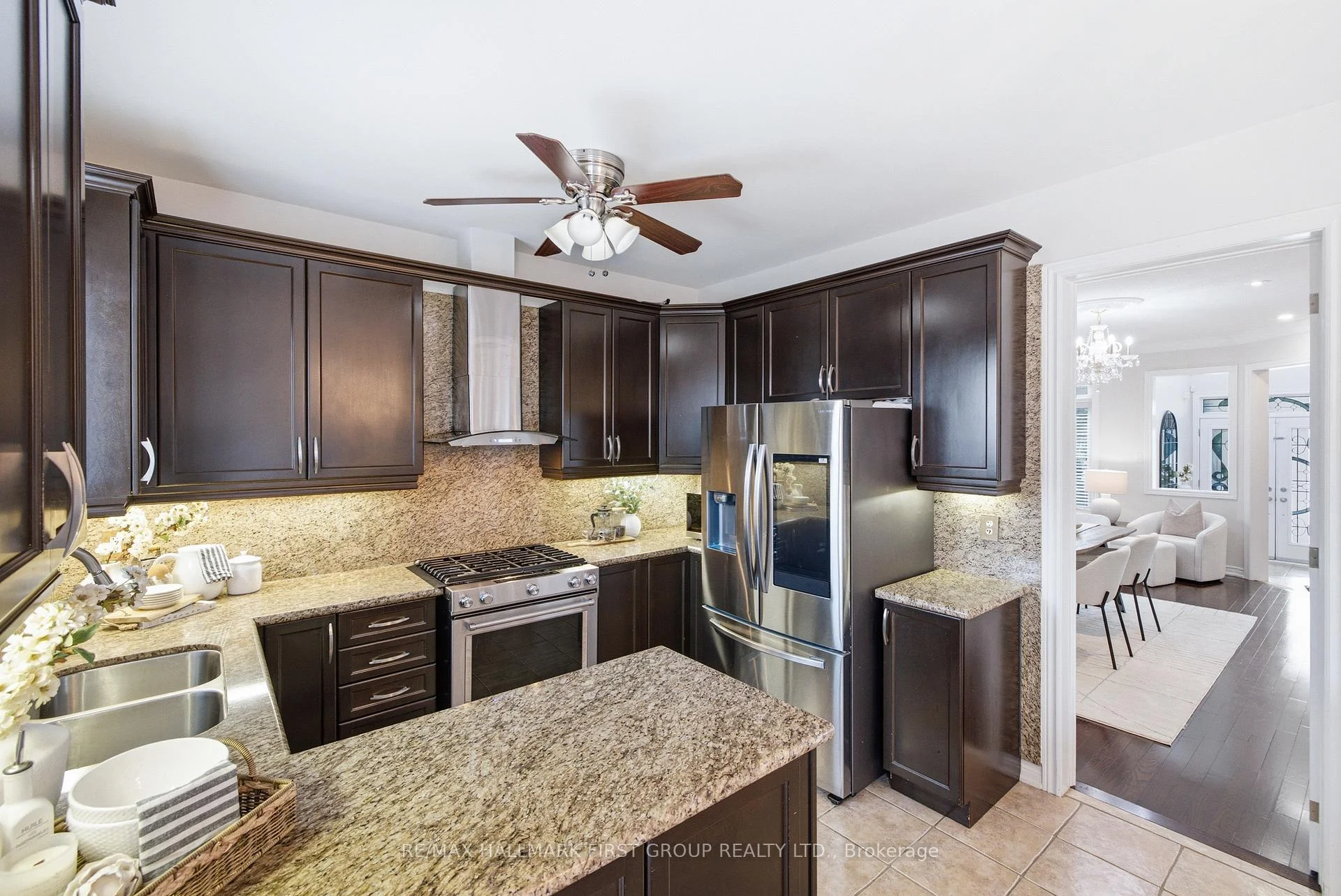 Photo 14 of 92 Nelson Street, Clarington, Bowmanville — HOMEH