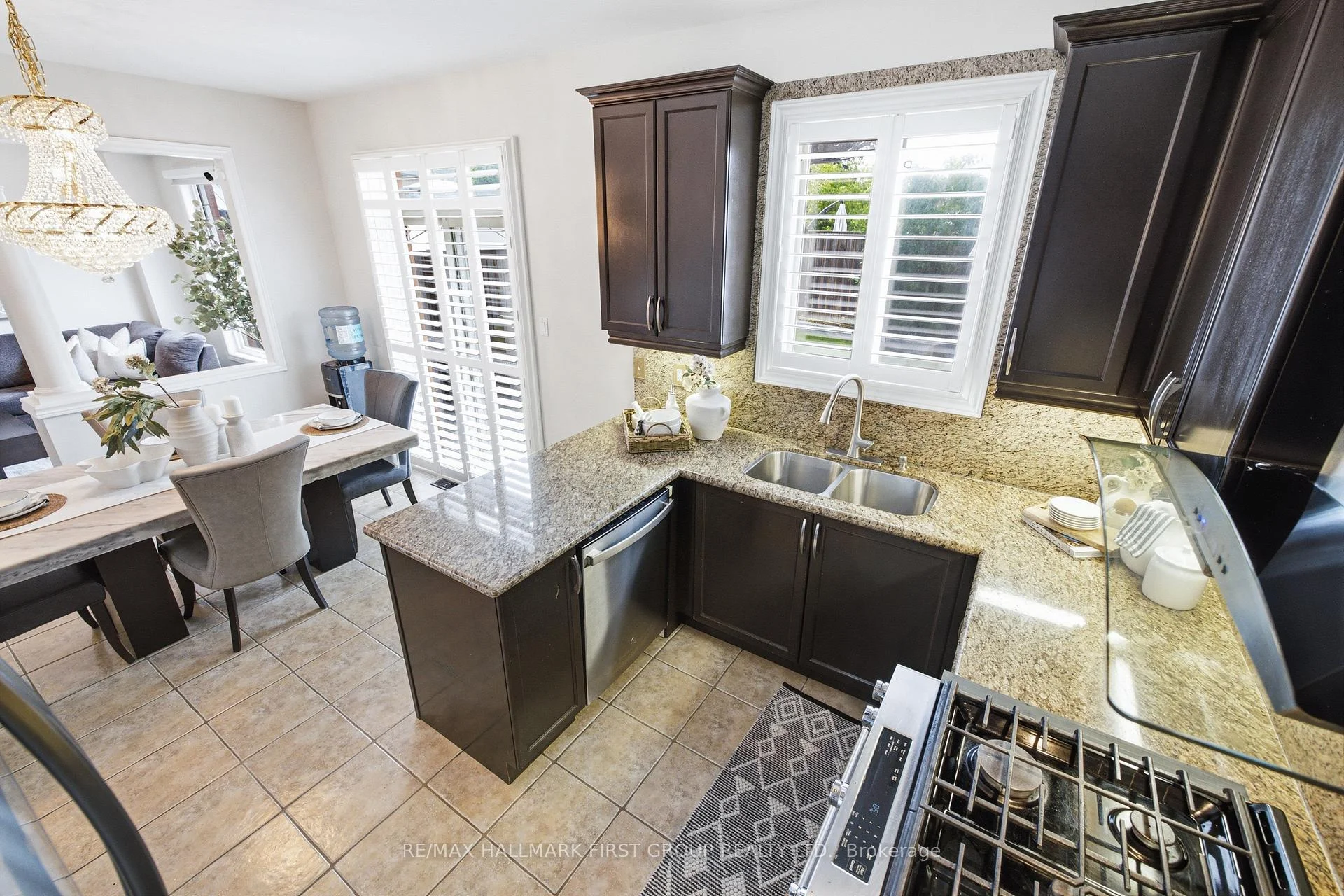 Photo 15 of 92 Nelson Street, Clarington, Bowmanville — HOMEH