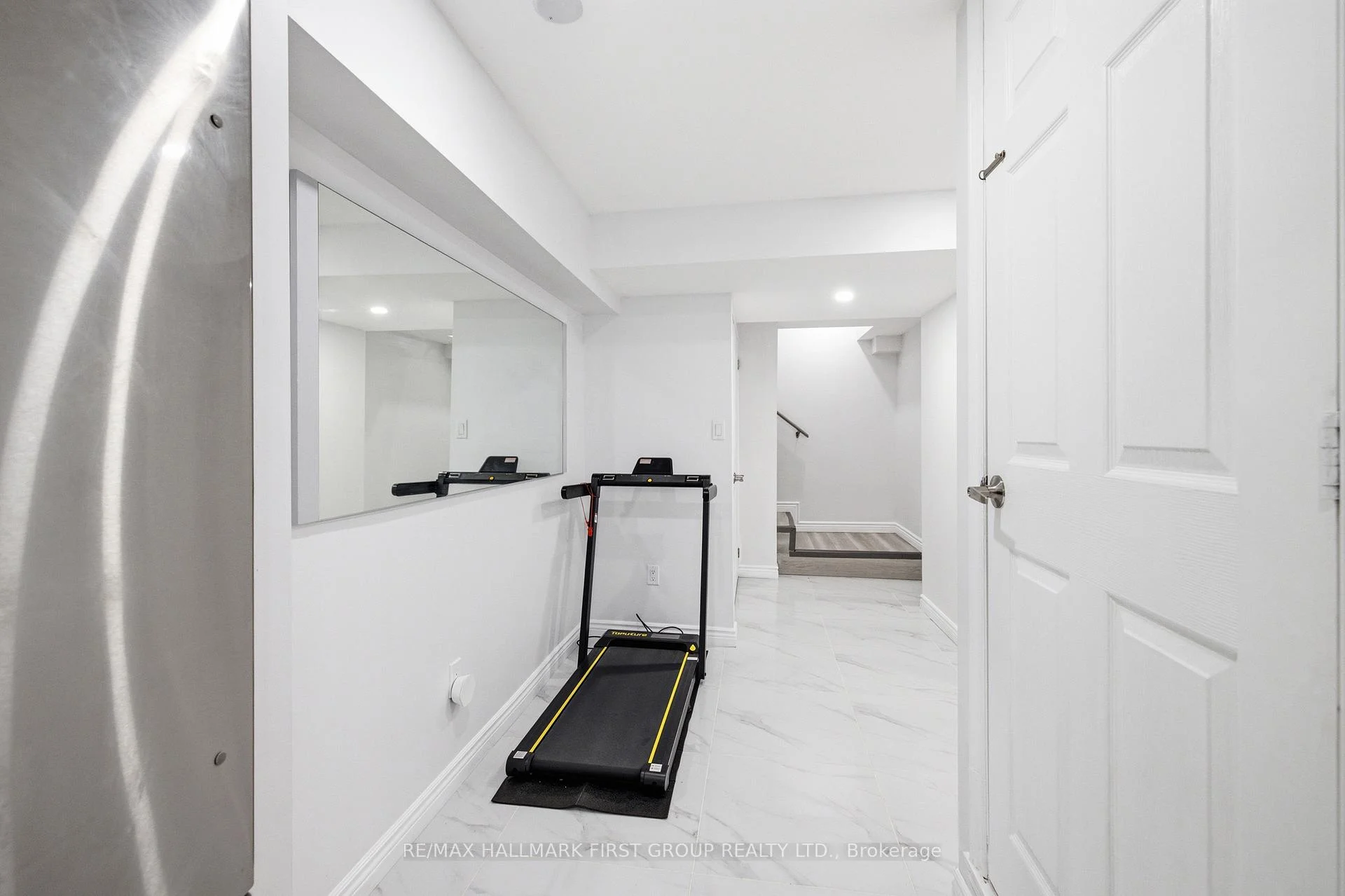 Photo 36 of 92 Nelson Street, Clarington, Bowmanville — HOMEH