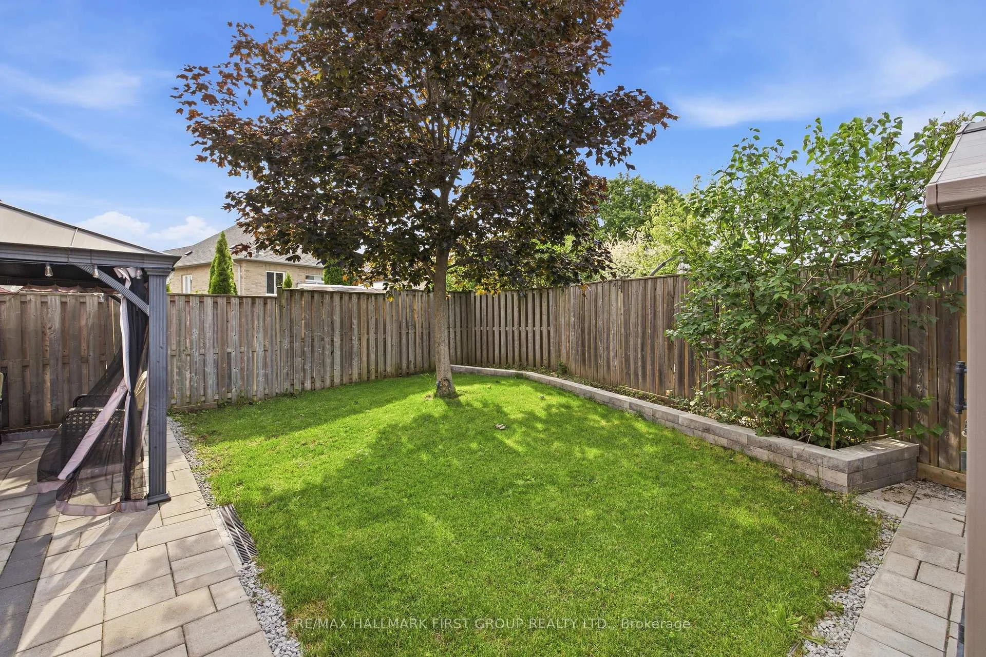 Photo 46 of 92 Nelson Street, Clarington, Bowmanville — HOMEH