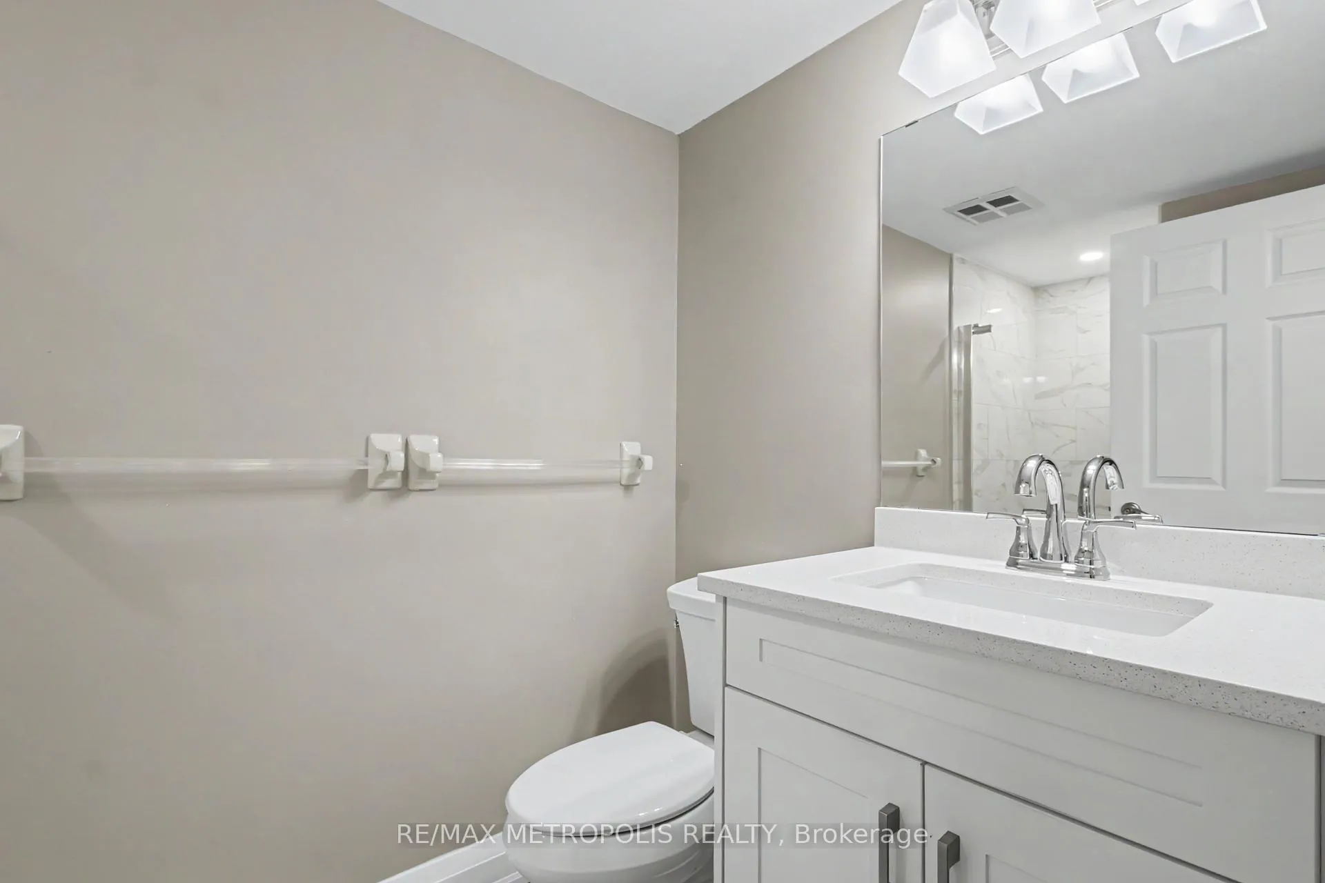 Photo 21 of Unit 1004, 6 Willow Street, Waterloo — HOMEH