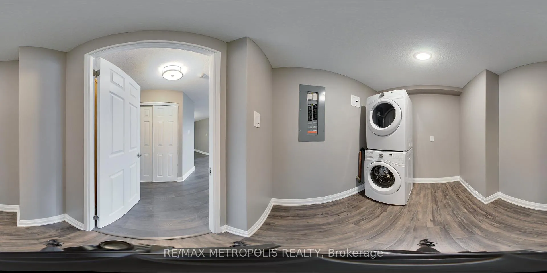Photo 38 of Unit 1004, 6 Willow Street, Waterloo — HOMEH