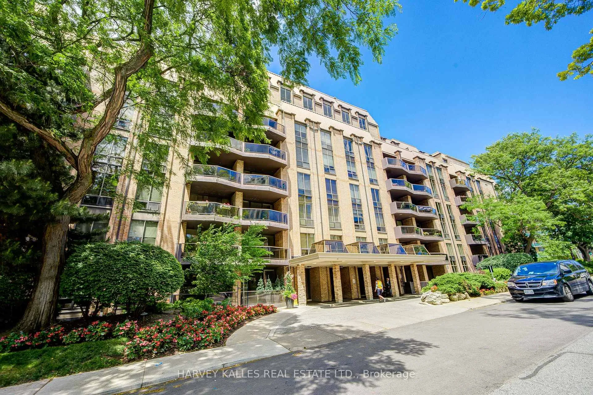Photo 3 of Unit 503, 350 Lonsdale Road, Toronto, Forest Hill South — HOMEH