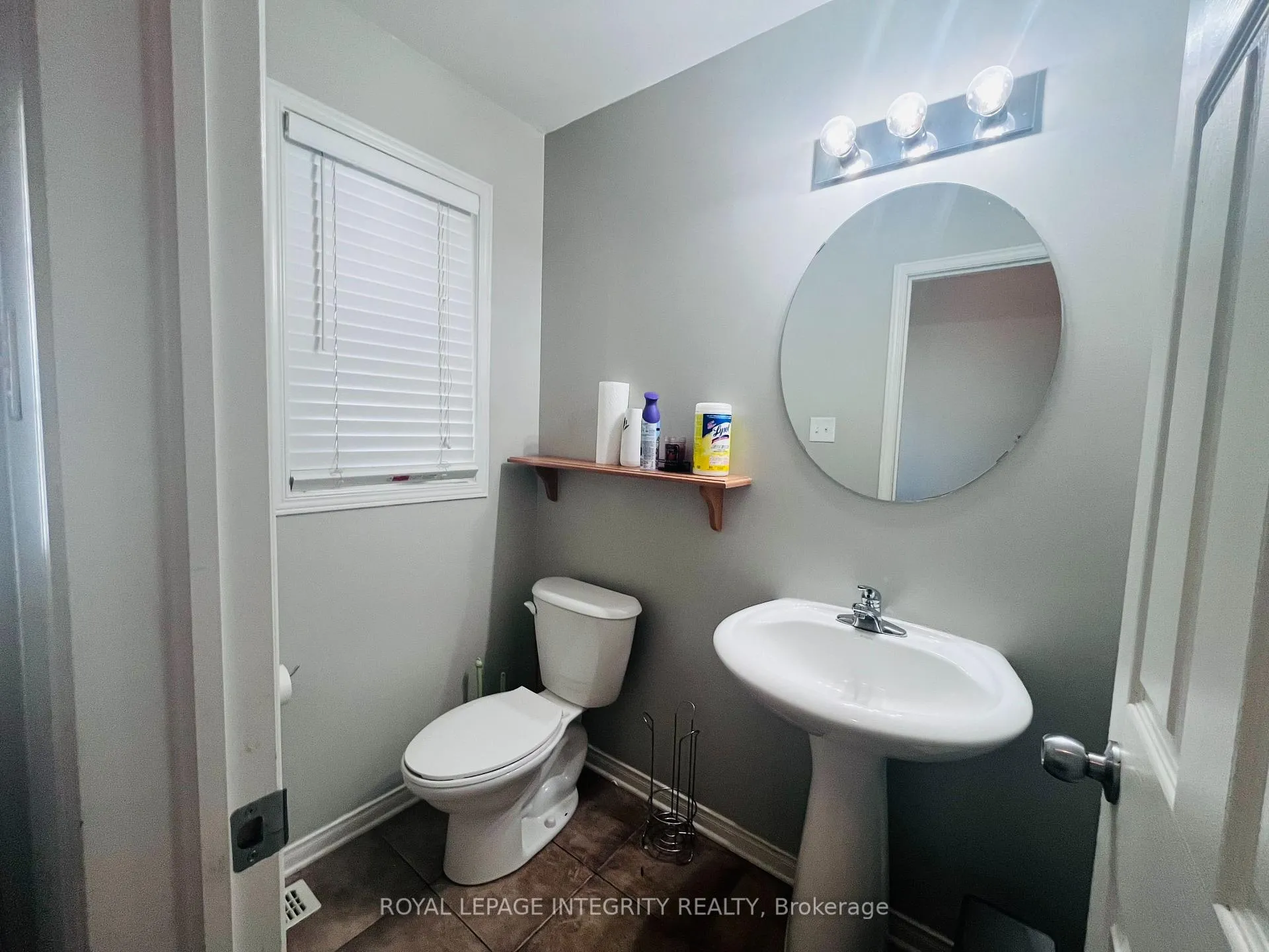 Photo 3 of 29 Chesapeake Crescent, Ottawa, Barrhaven - Cedargrove/Fraserdale — HOMEH