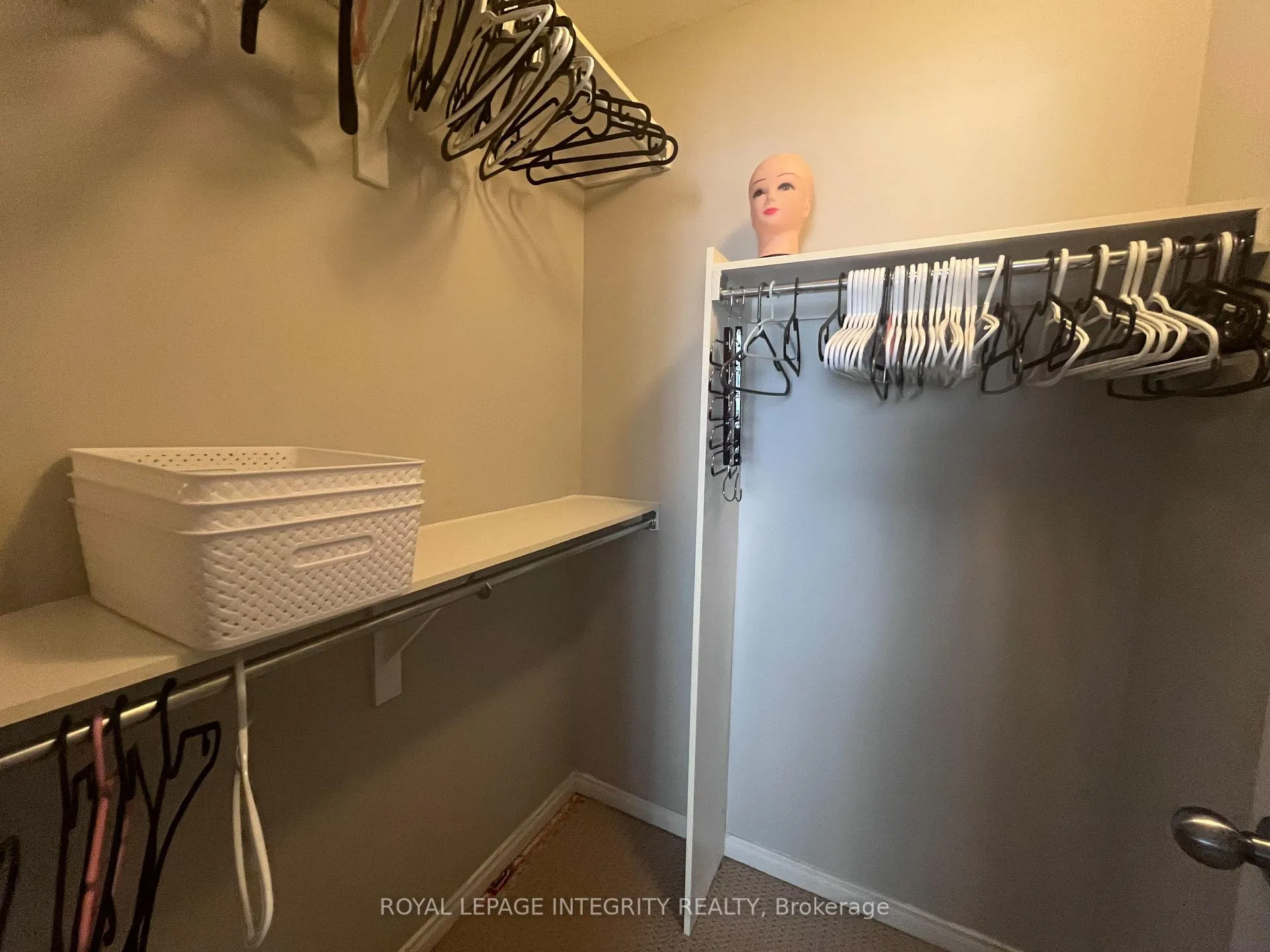Photo 11 of 29 Chesapeake Crescent, Ottawa, Barrhaven - Cedargrove/Fraserdale — HOMEH