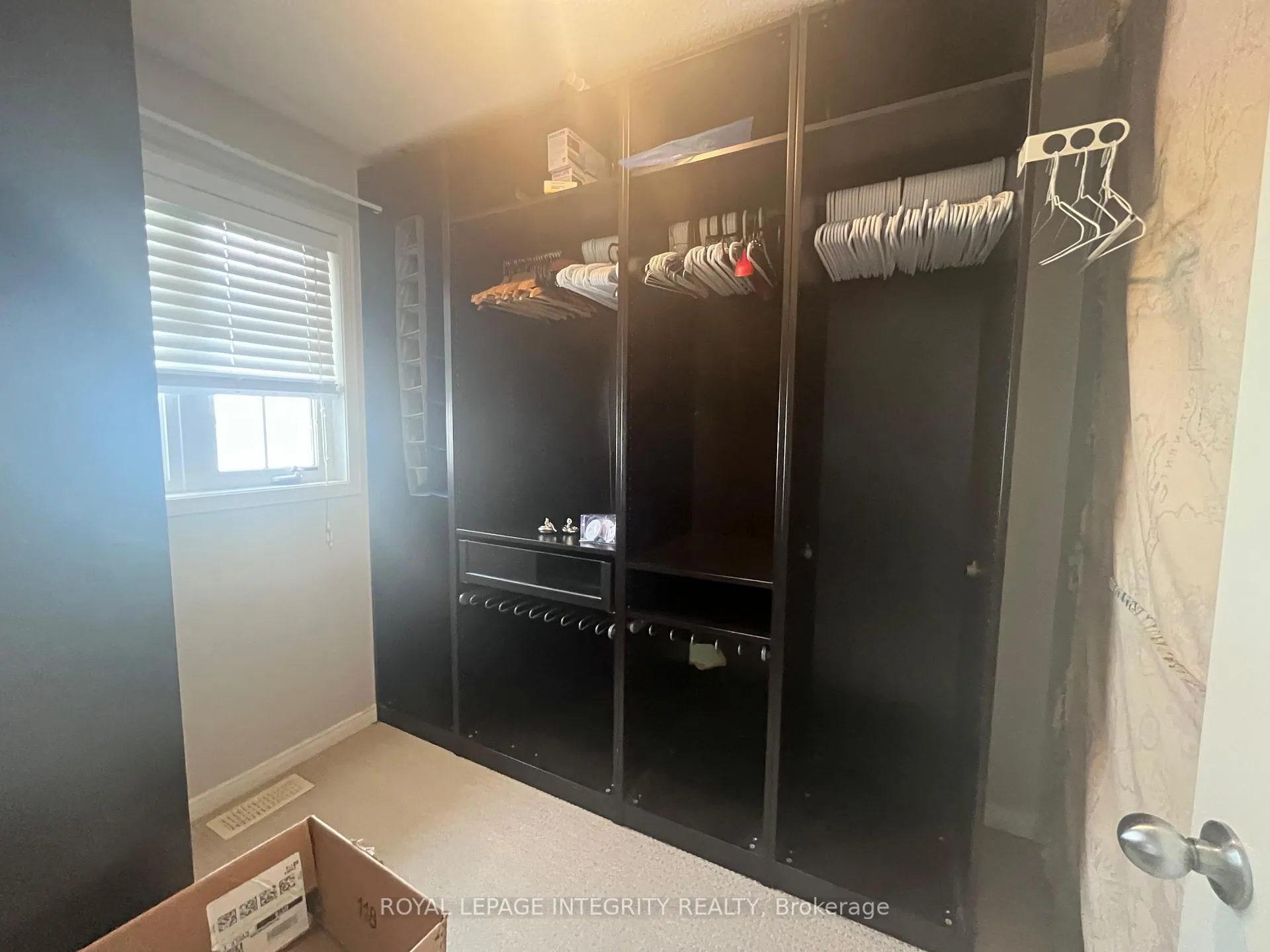 Photo 12 of 29 Chesapeake Crescent, Ottawa, Barrhaven - Cedargrove/Fraserdale — HOMEH