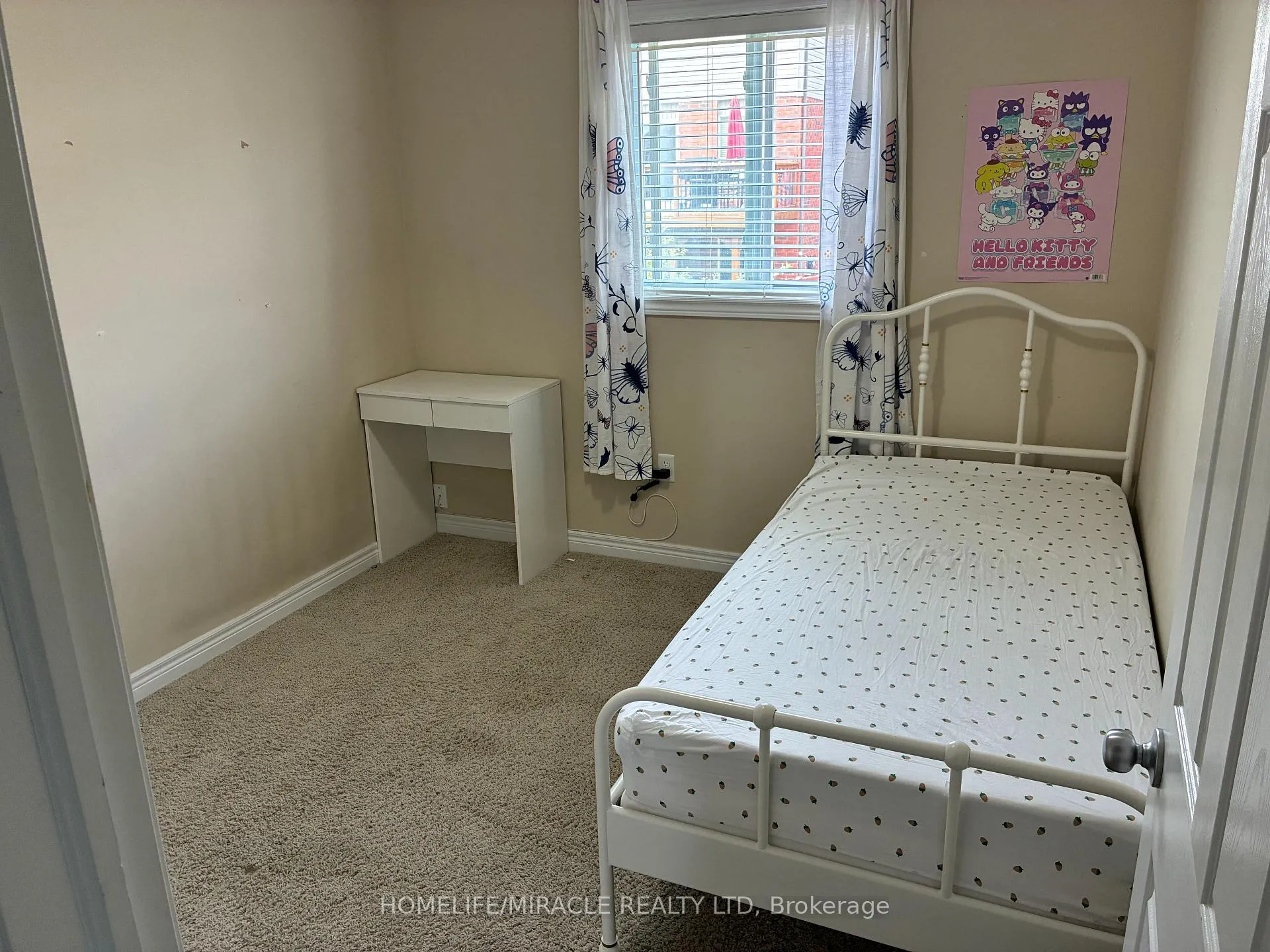 Photo 12 of 45 Oakes Crescent, Guelph, Grange Road — HOMEH