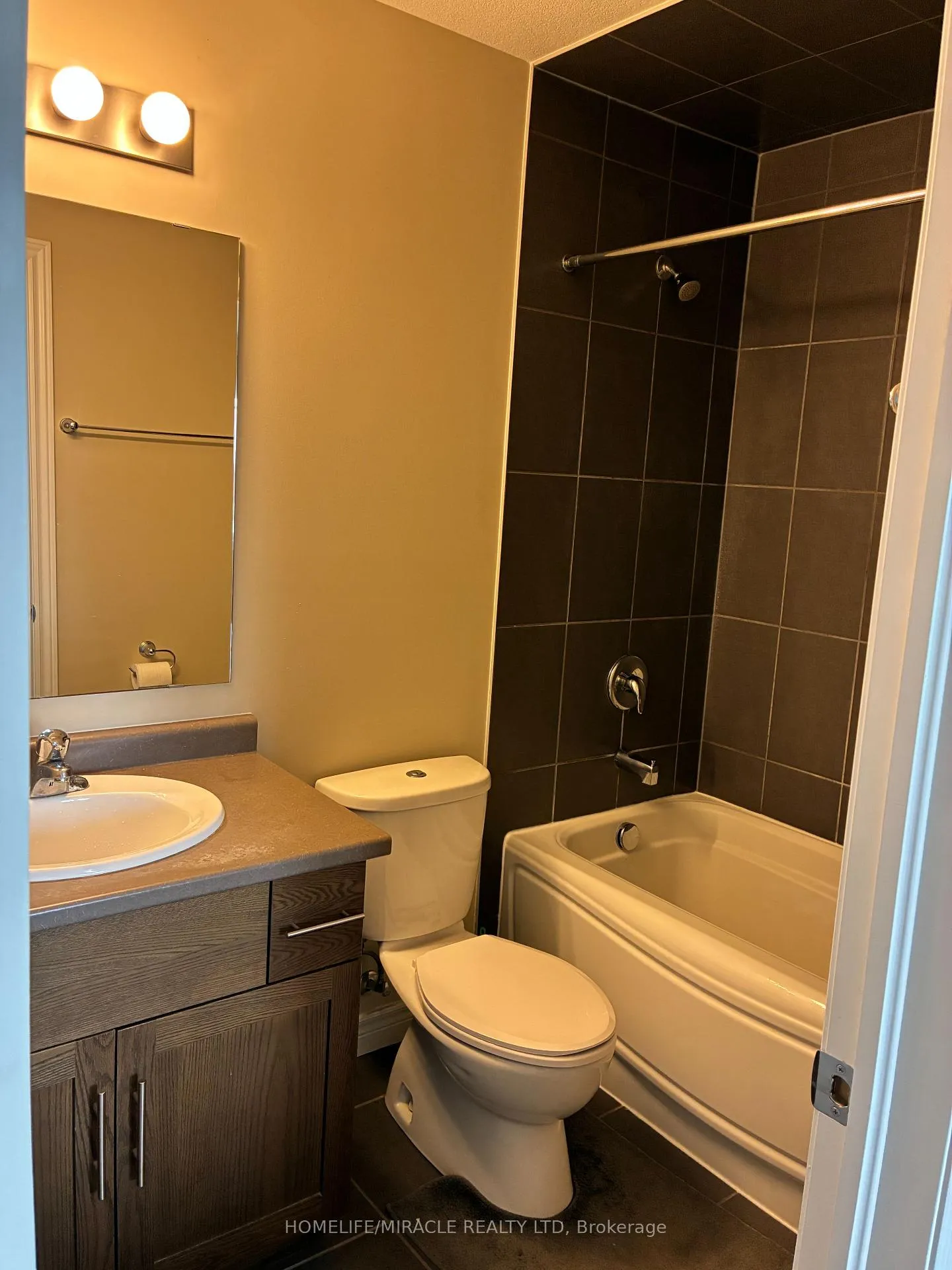 Photo 14 of 45 Oakes Crescent, Guelph, Grange Road — HOMEH