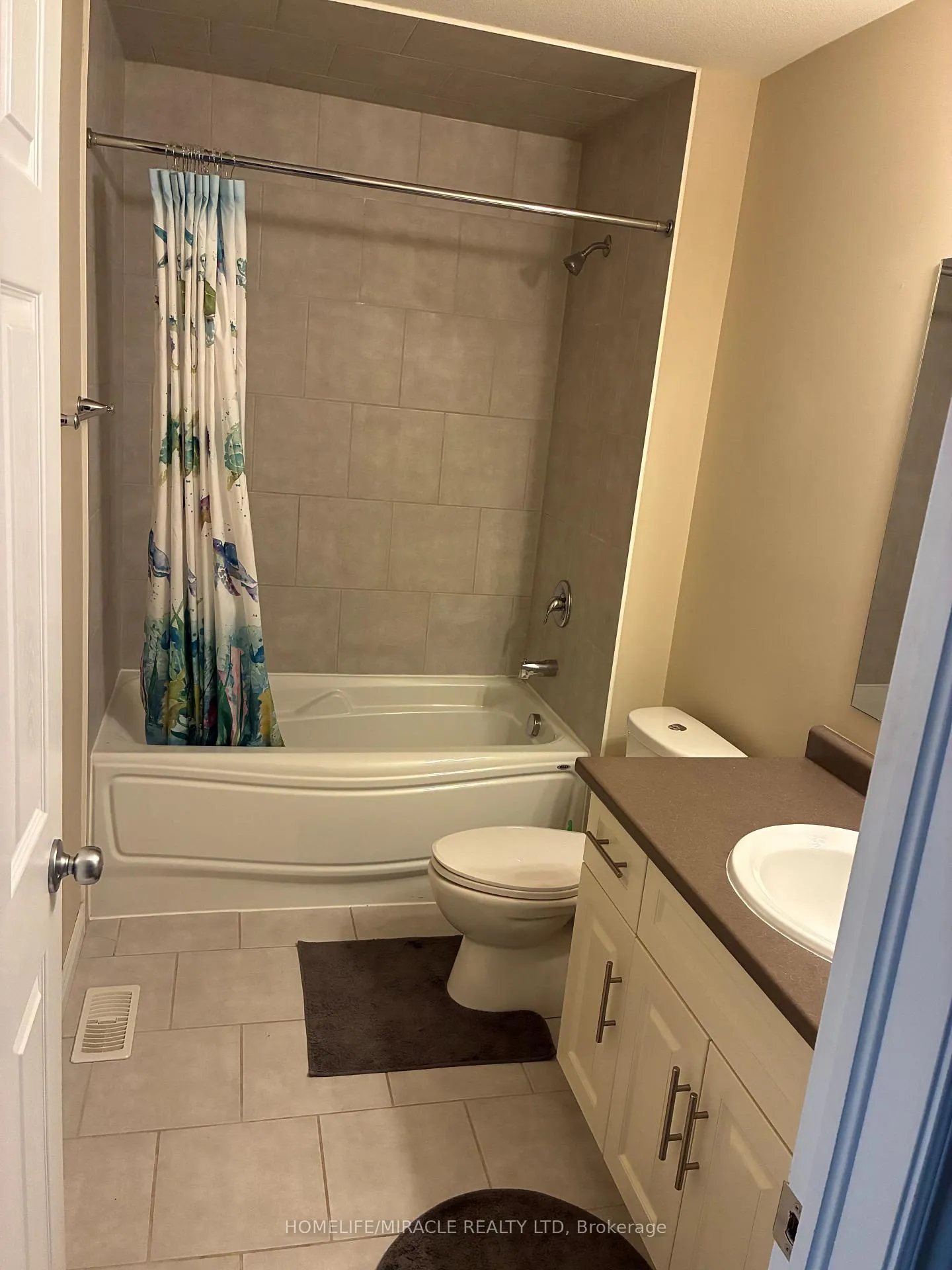 Photo 15 of 45 Oakes Crescent, Guelph, Grange Road — HOMEH
