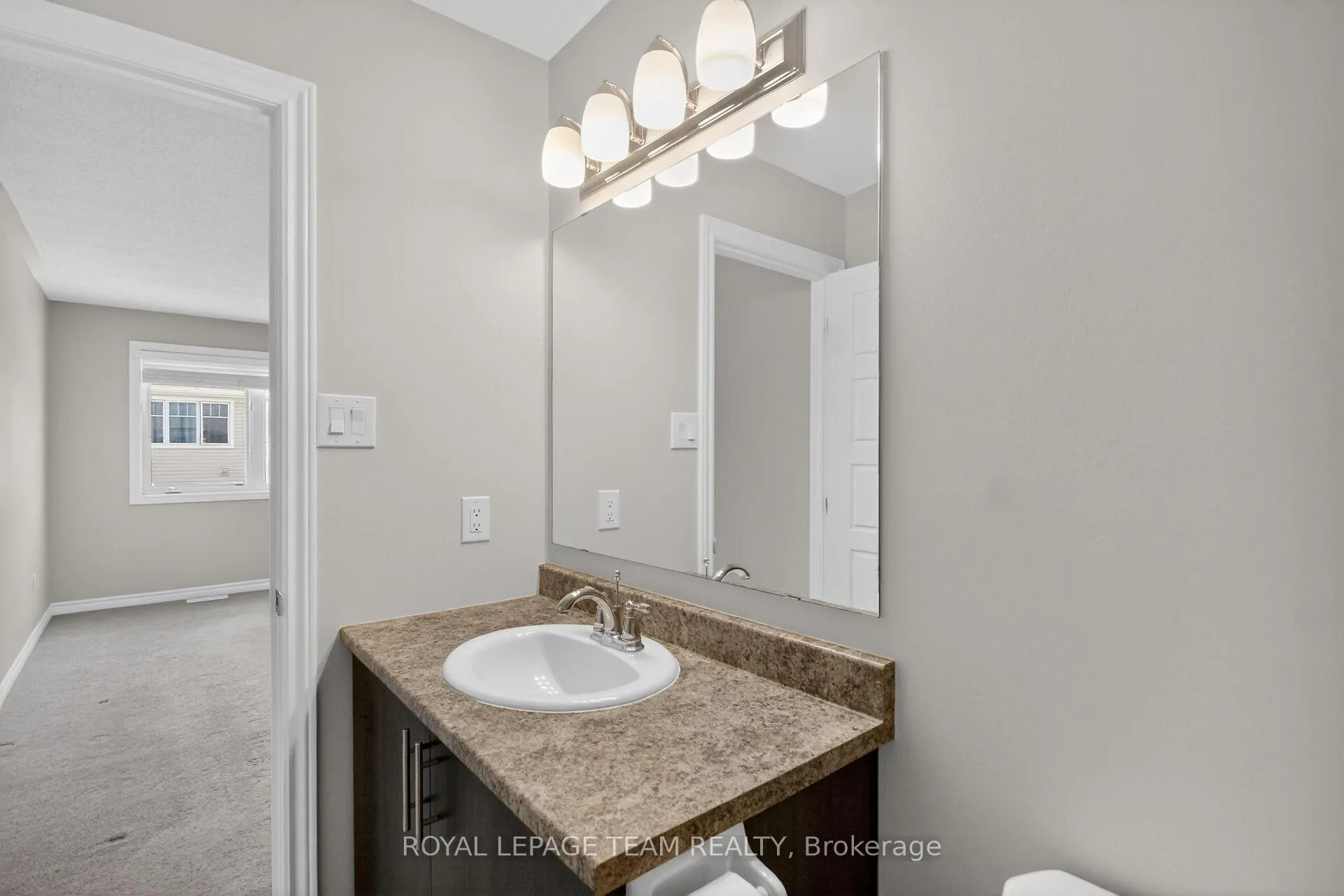 Photo 12 of 314 Song Sparrow Street, Ottawa, Barrhaven - Half Moon Bay — HOMEH