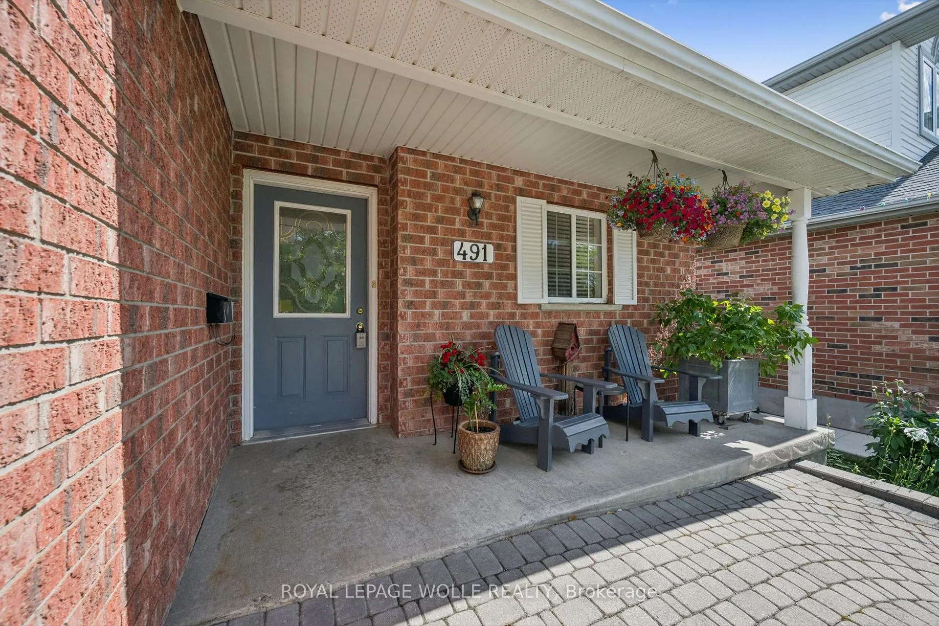 Photo 4 of 491 Sandbanks Crescent, Waterloo — HOMEH