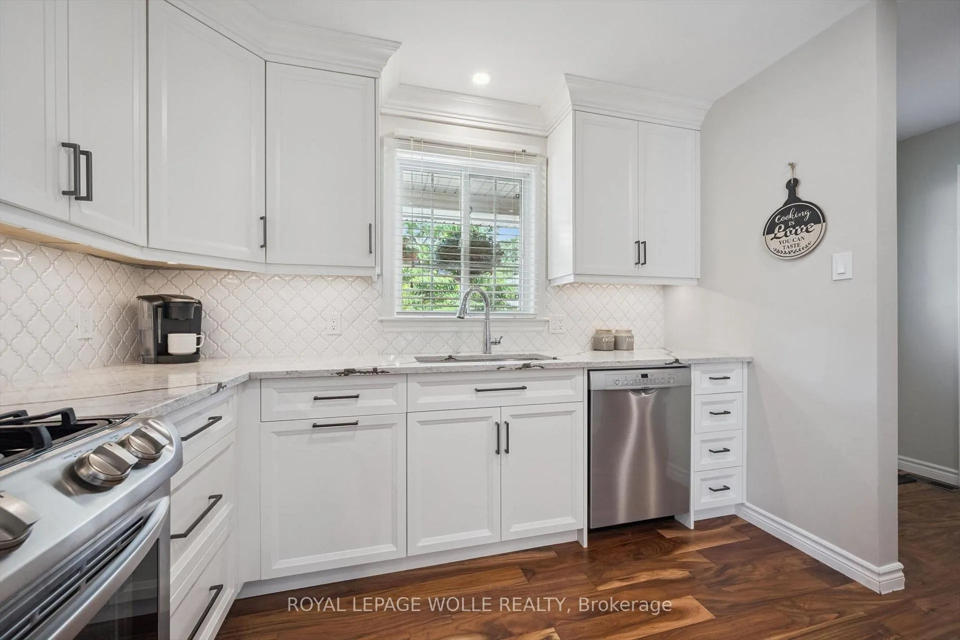 Photo 7 of 491 Sandbanks Crescent, Waterloo — HOMEH