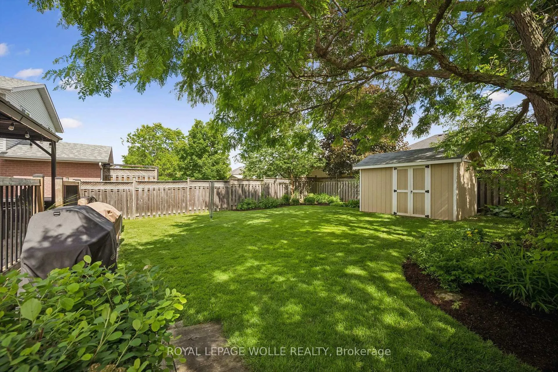 Photo 35 of 491 Sandbanks Crescent, Waterloo — HOMEH