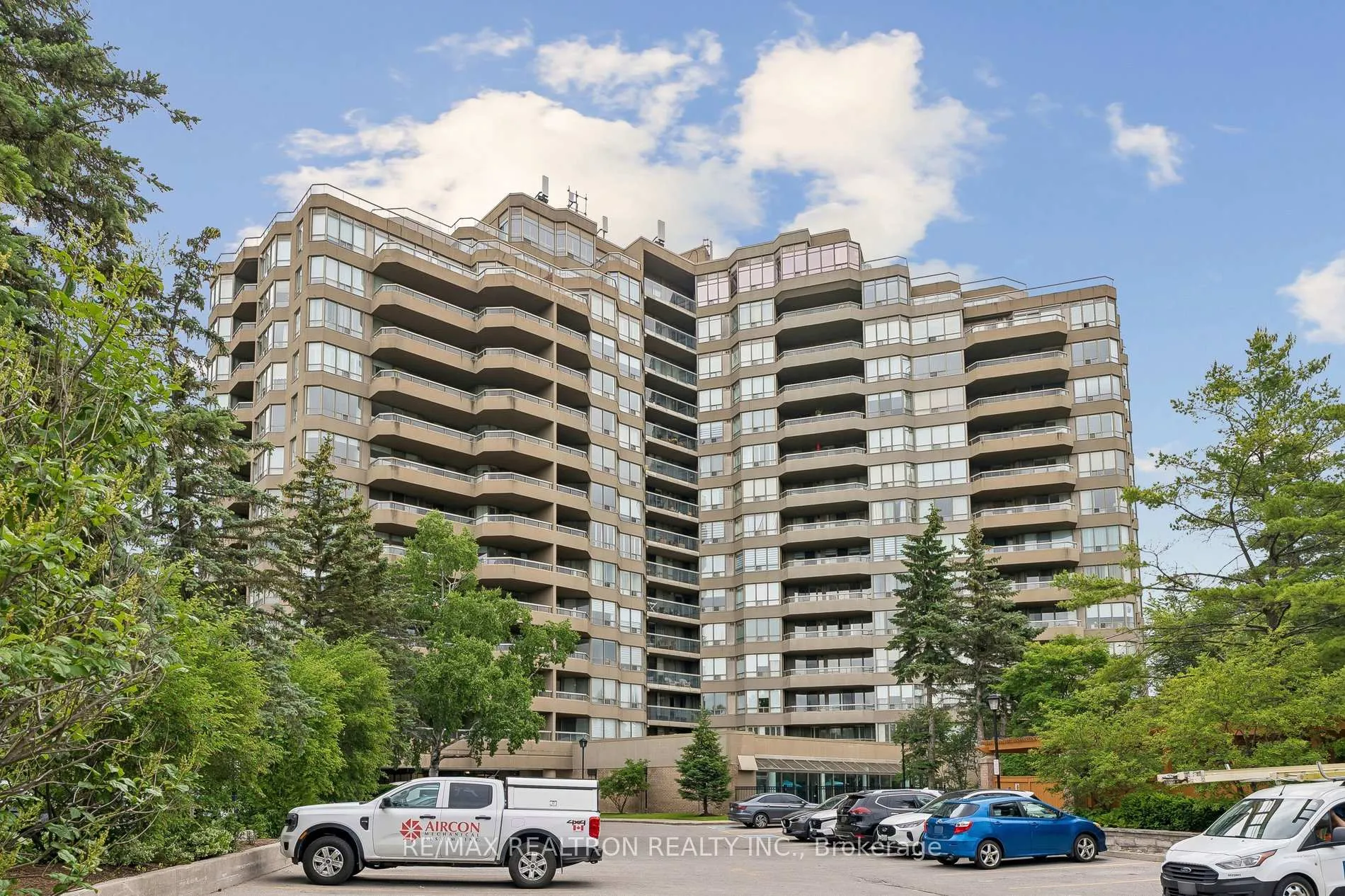 Front of Unit 1215, 610 Bullock Drive