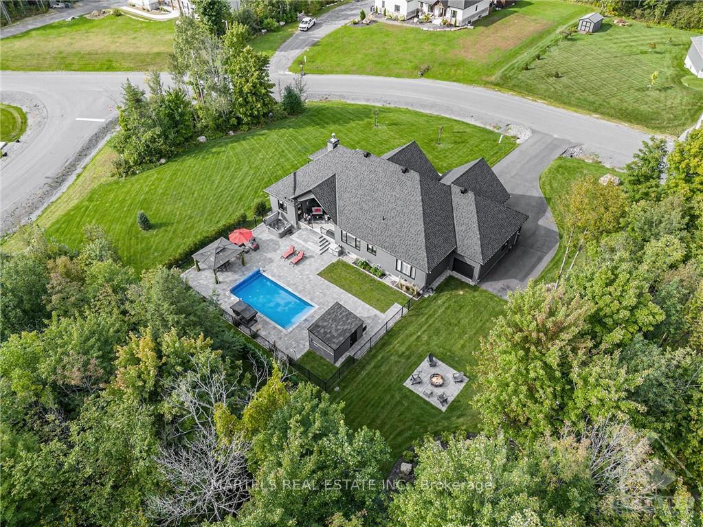 Photo 10 of 449 Lecours Street, Champlain, Champlain Twp — HOMEH