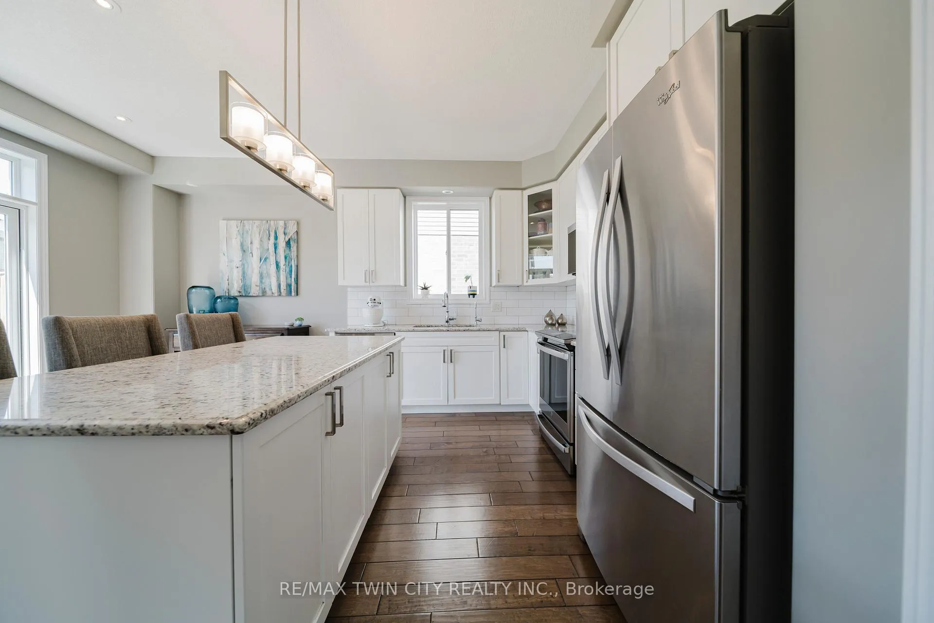 Photo 13 of 597 Sundew Drive, Waterloo, Columbia Forest/Clair Hills — HOMEH