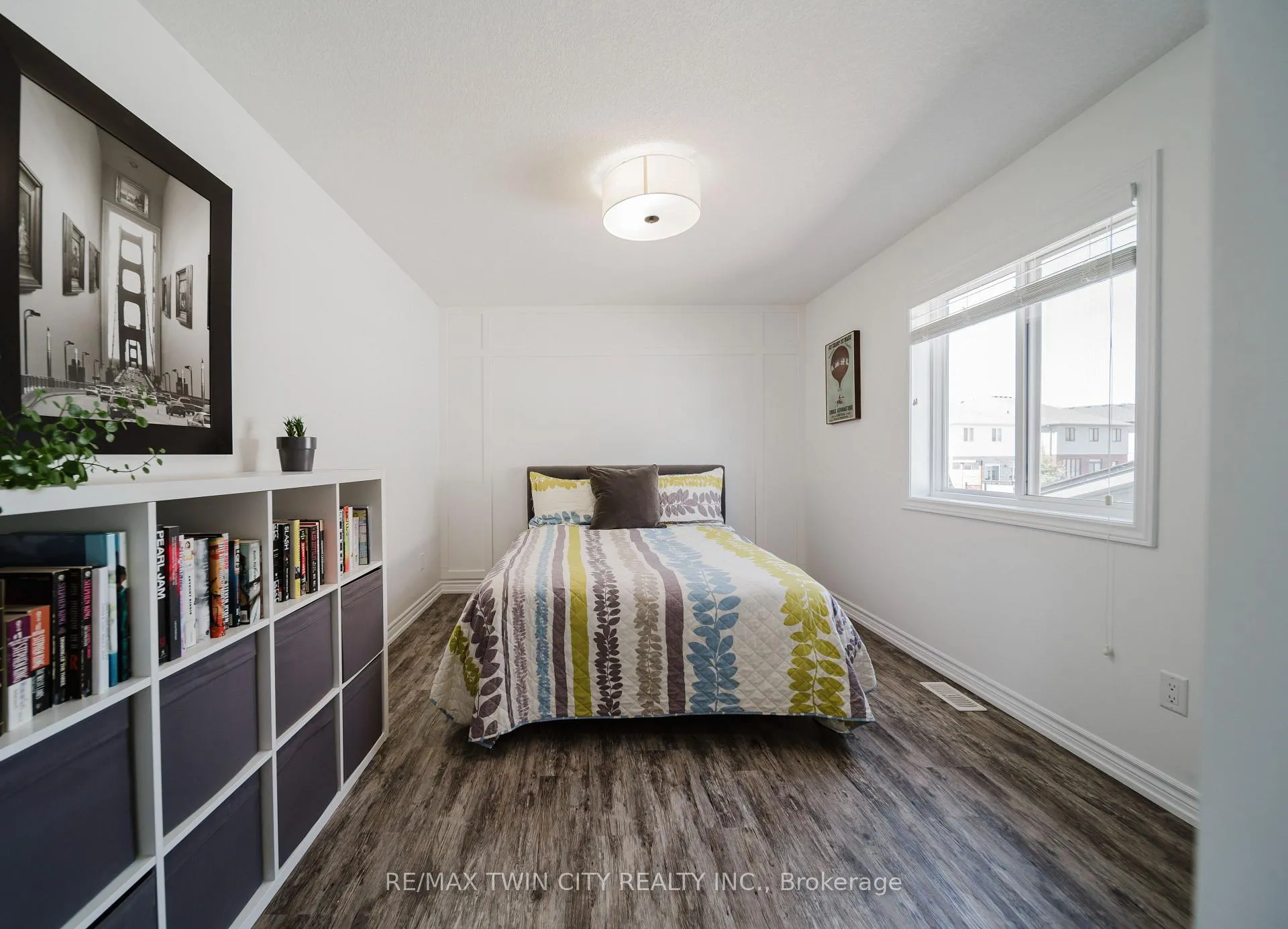 Photo 30 of 597 Sundew Drive, Waterloo, Columbia Forest/Clair Hills — HOMEH
