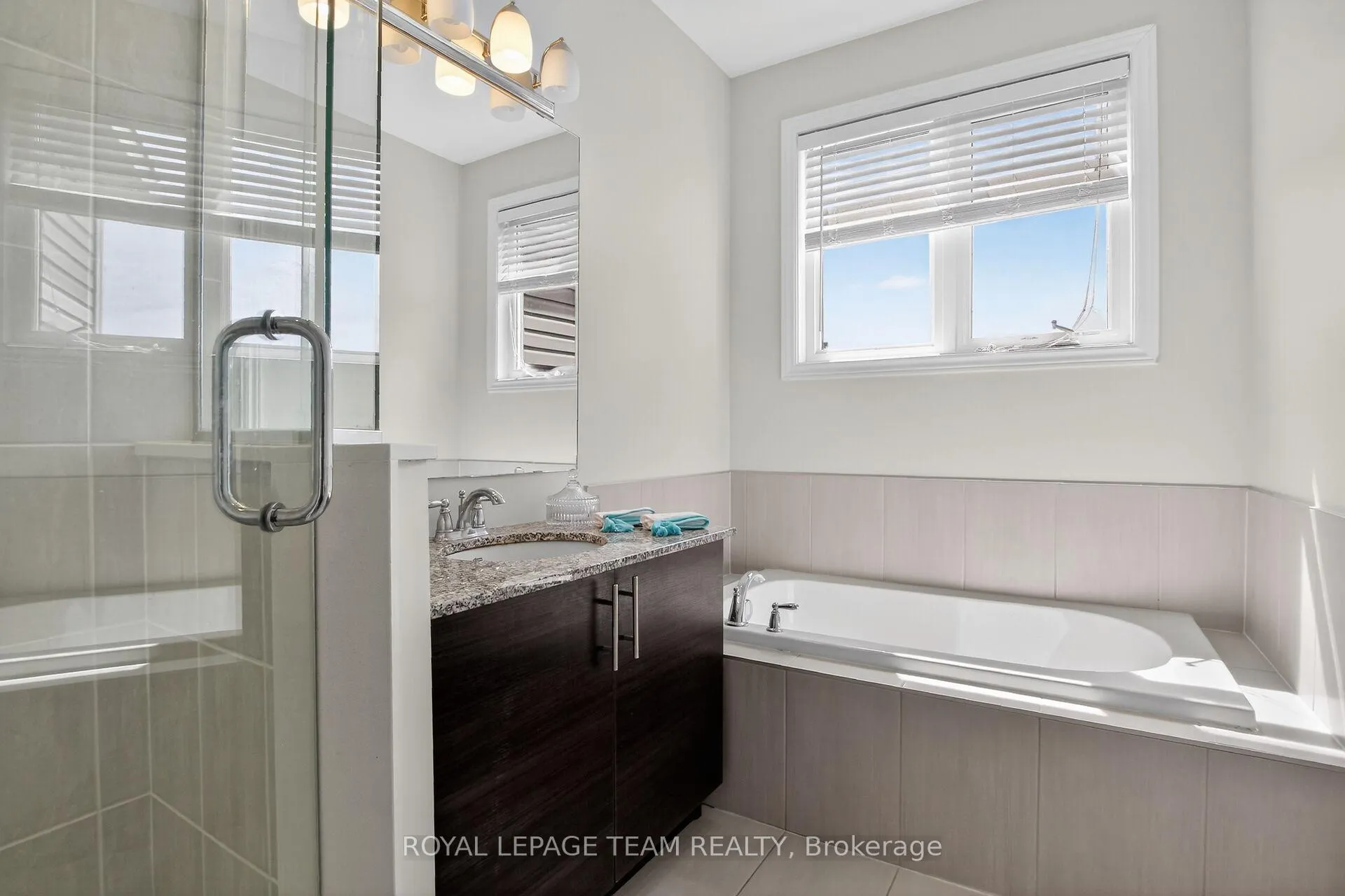Photo 22 of 925 Whimbrel Way, Ottawa, Barrhaven - Half Moon Bay — HOMEH