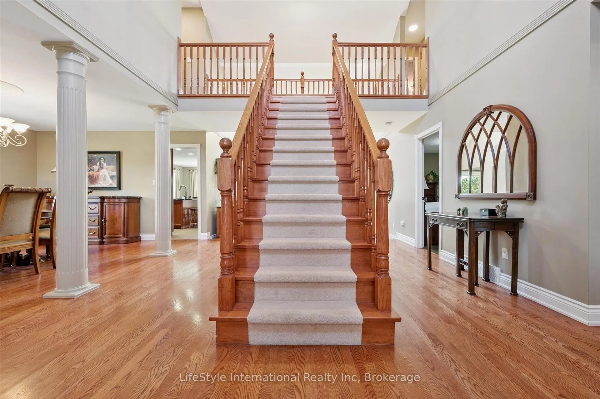 Photo 5 of 12 Ochs Drive, Puslinch, Morriston — HOMEH