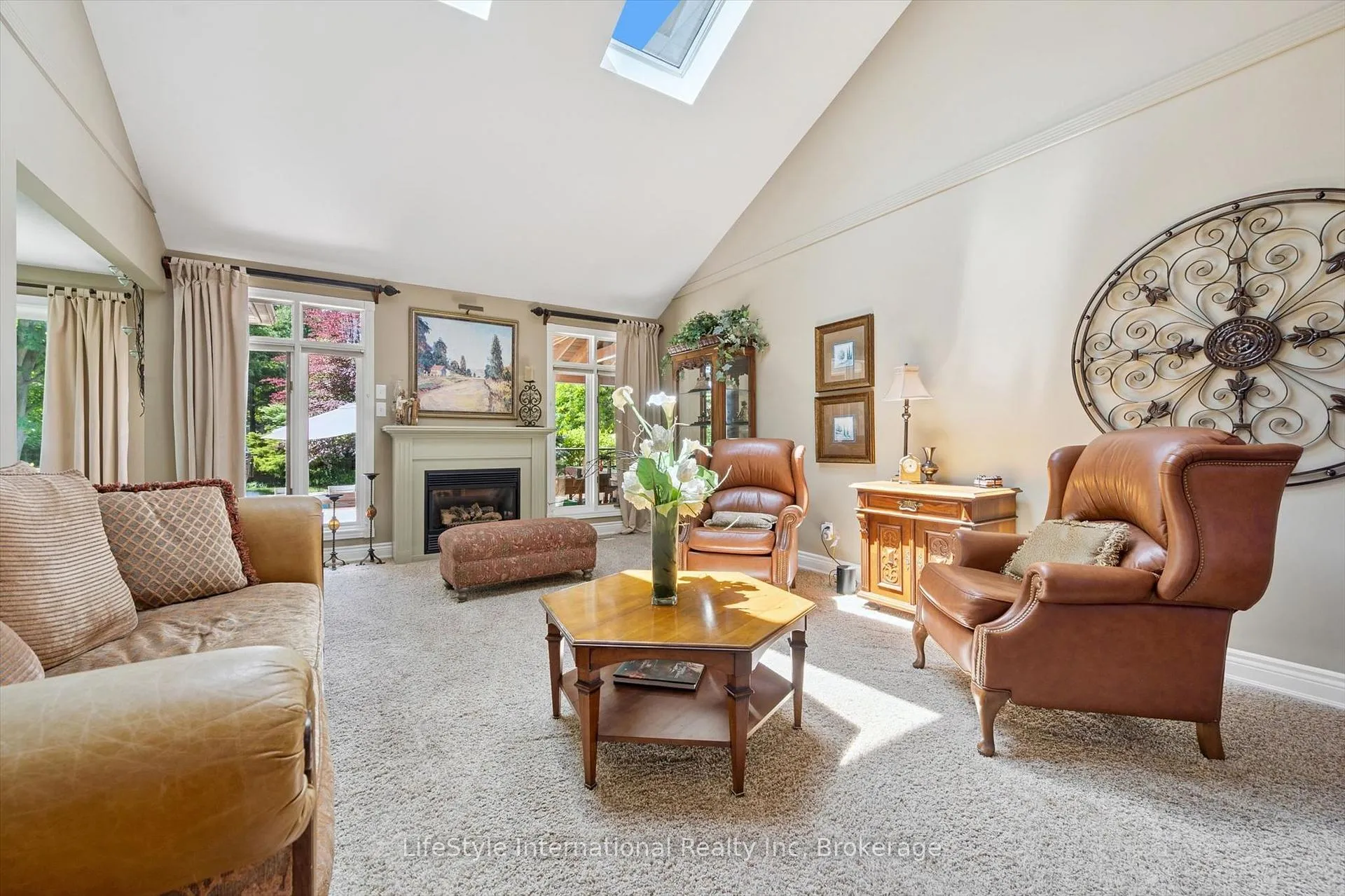 Photo 7 of 12 Ochs Drive, Puslinch, Morriston — HOMEH