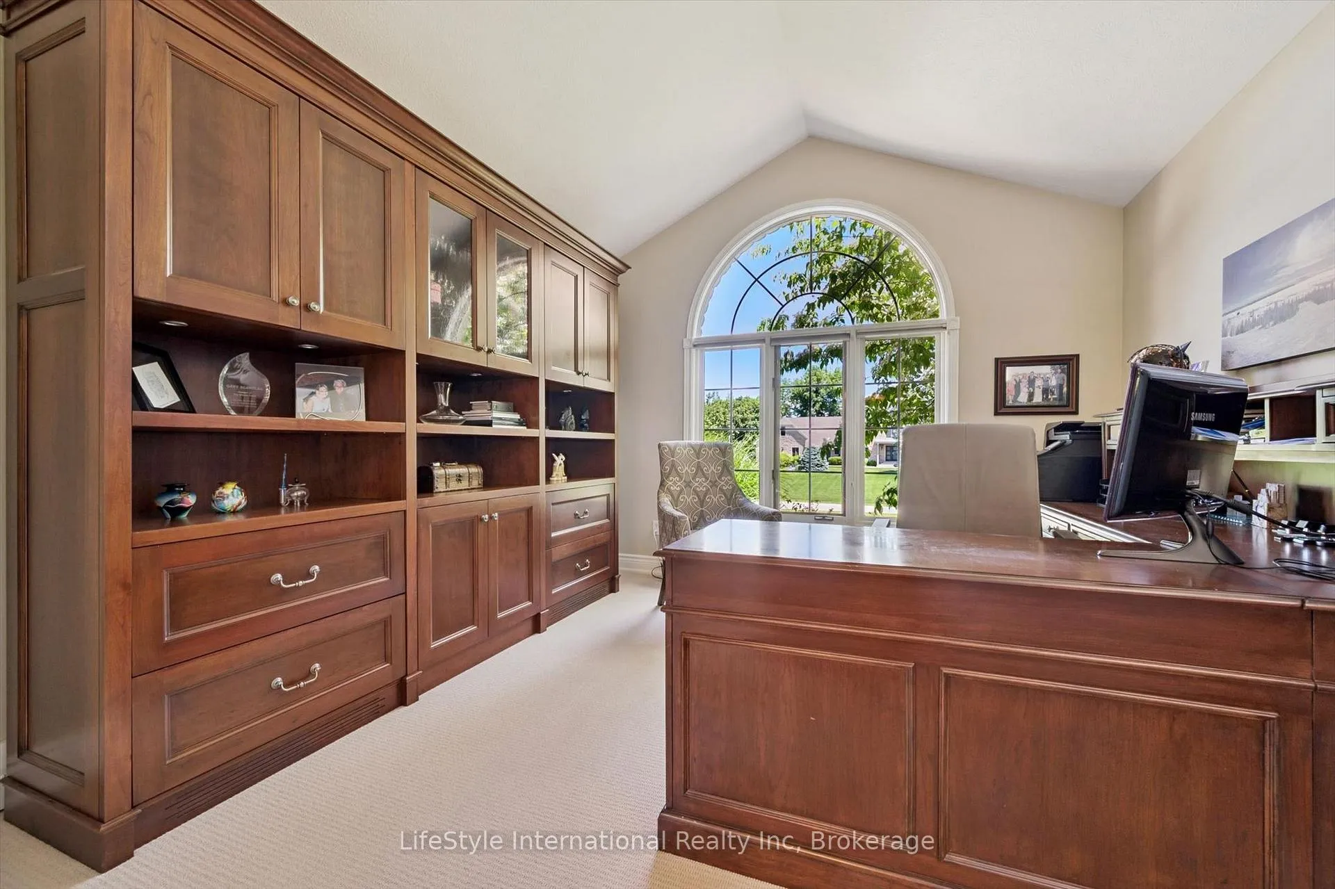 Photo 14 of 12 Ochs Drive, Puslinch, Morriston — HOMEH
