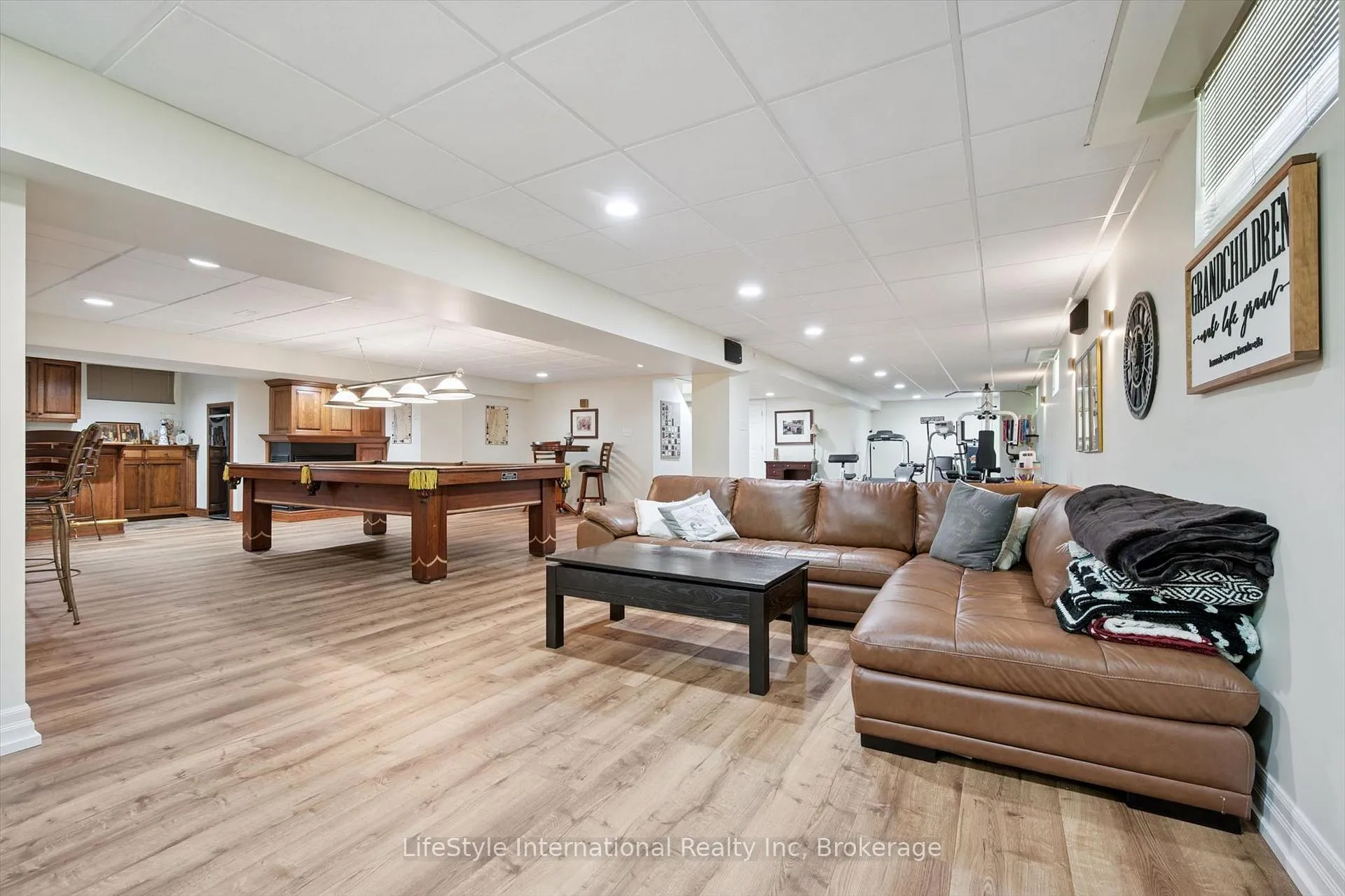 Photo 30 of 12 Ochs Drive, Puslinch, Morriston — HOMEH