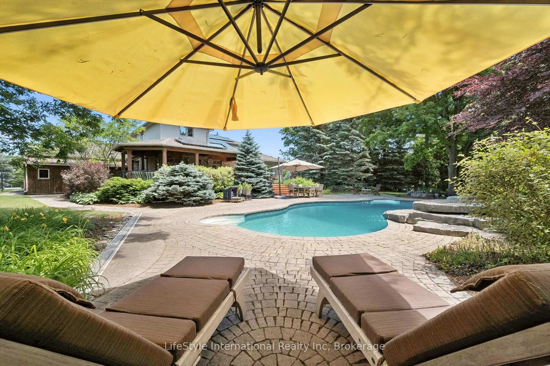 Photo 41 of 12 Ochs Drive, Puslinch, Morriston — HOMEH